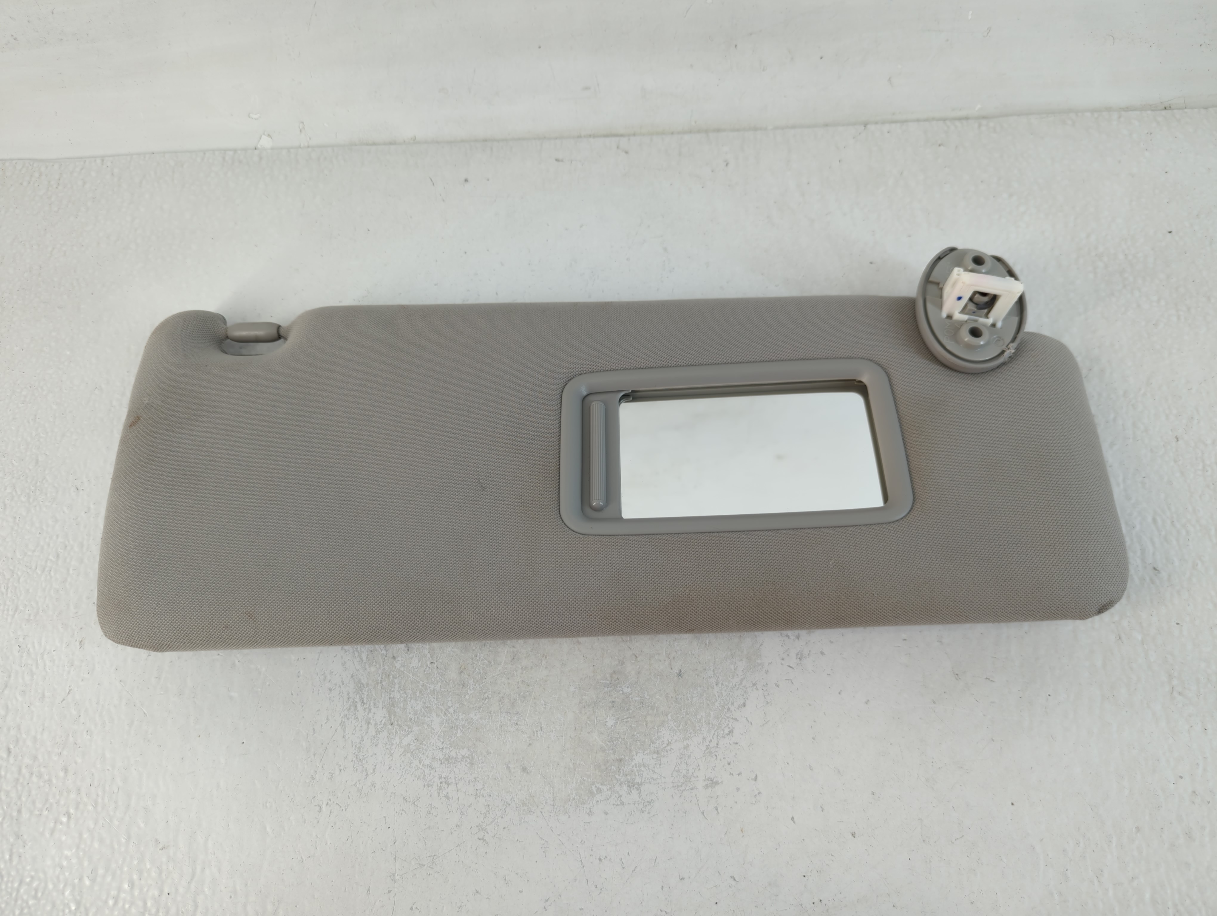 Picture of 2010-2022 Toyota 4runner Passenger Sun Visor Mirror Right Sunvisor Grey 762364