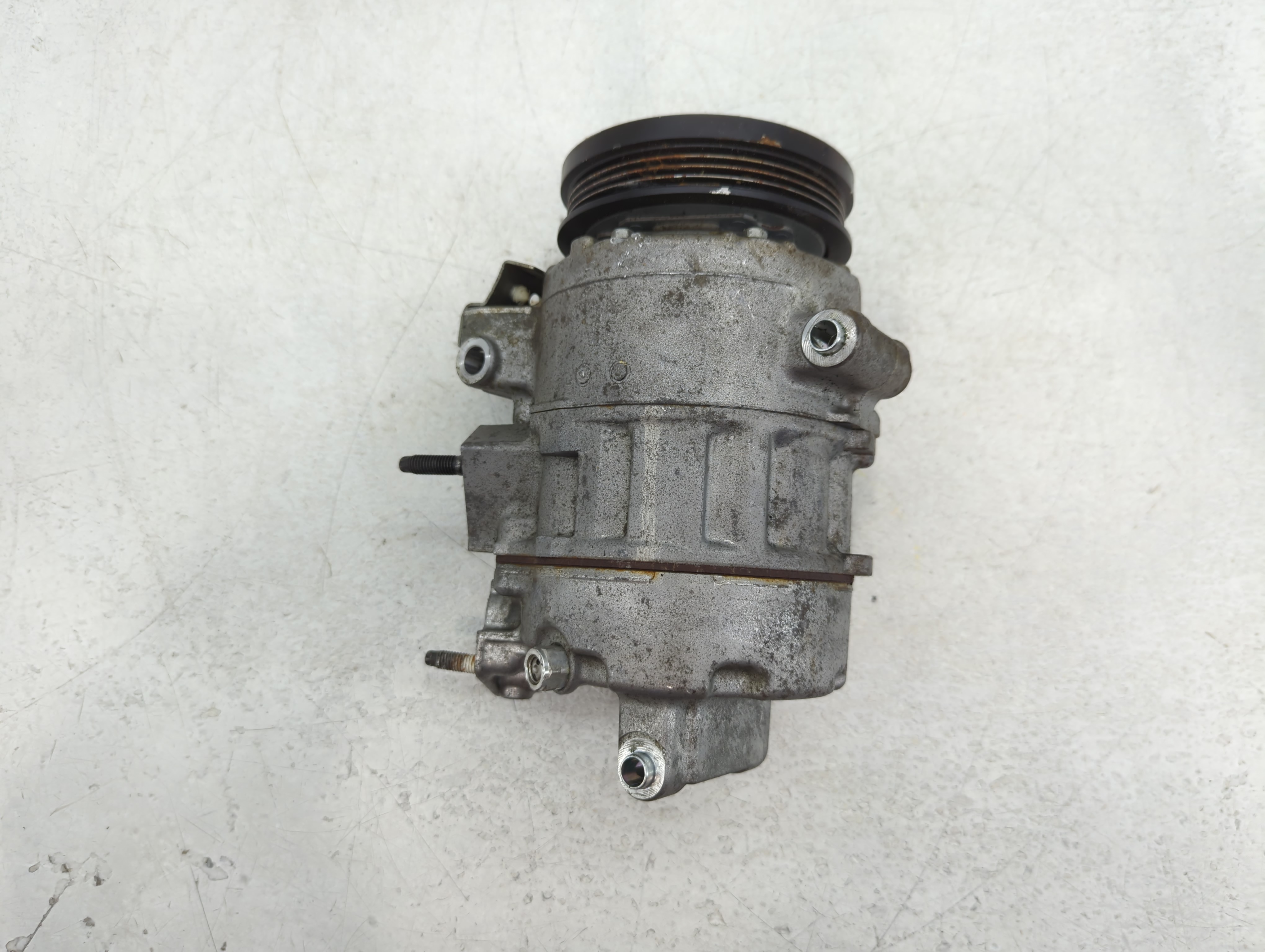 Picture of Ford Transit Air Conditioning A/c Ac Compressor Oem 762385