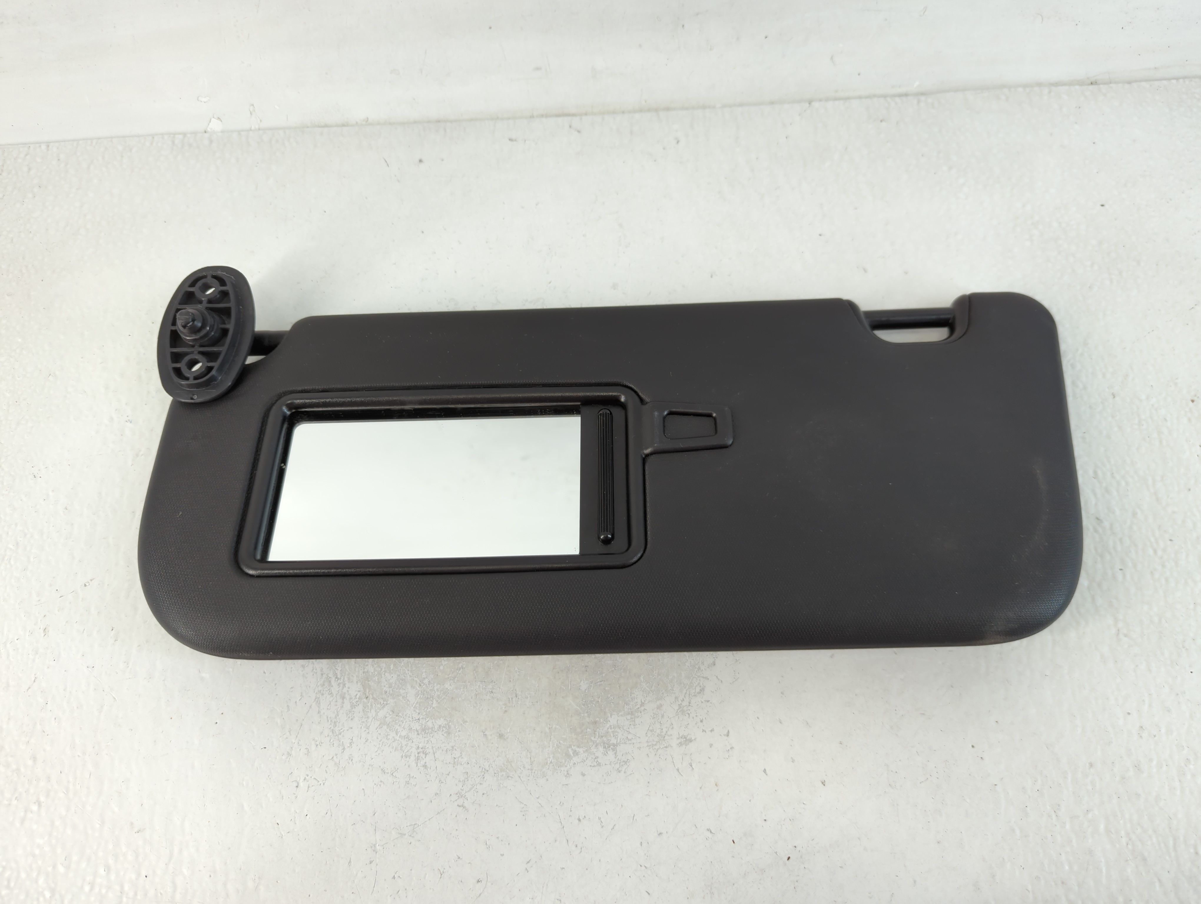 2014-2019 Kia Soul Driver Sun Visor Mirror Left Sunvisor Black 762423 - Oemusedautoparts1.com