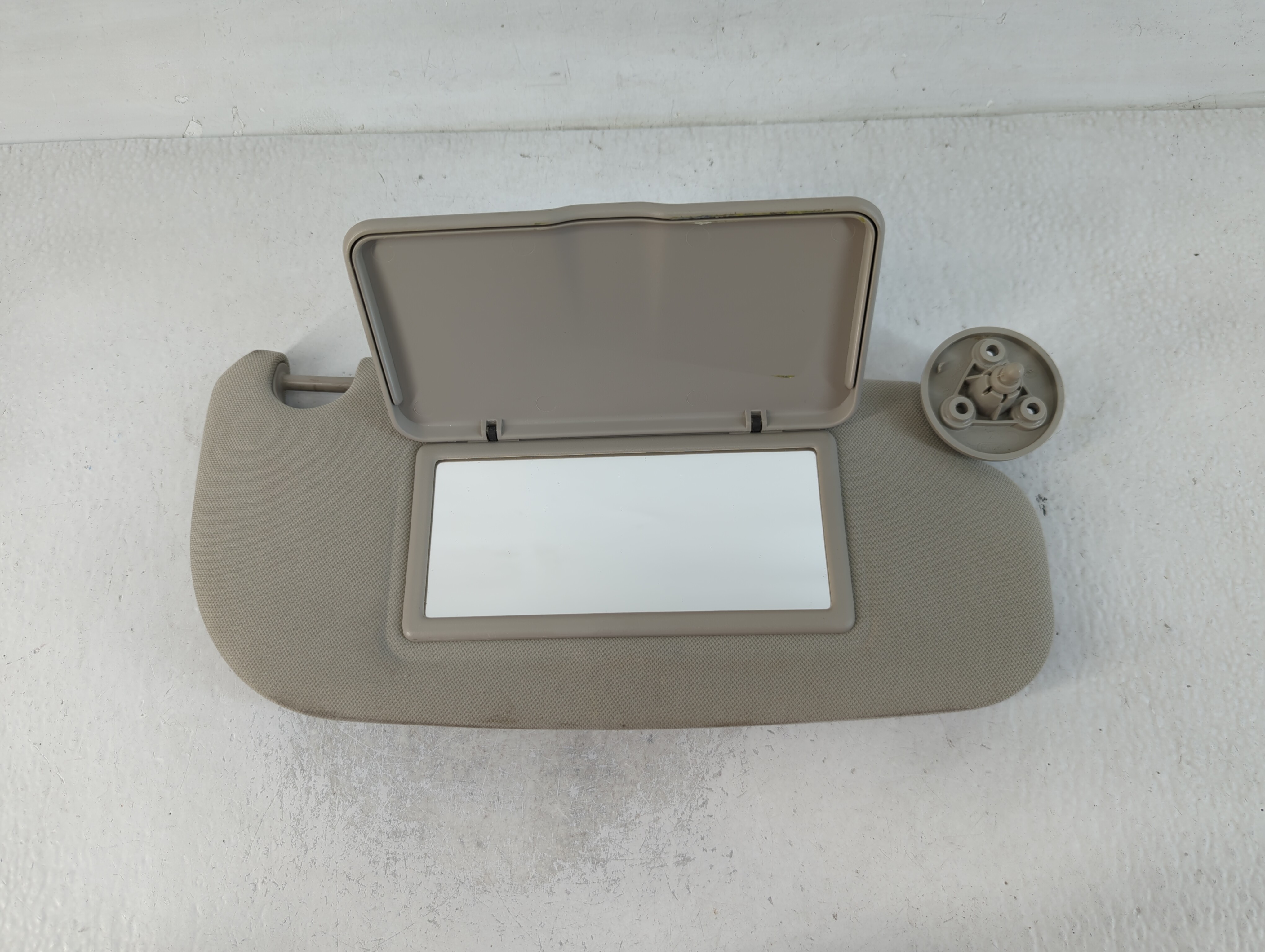 2005-2010 Chevrolet Cobalt Passenger Sun Visor Mirror Right Sunvisor Grey 762427 - Oemusedautoparts1.com