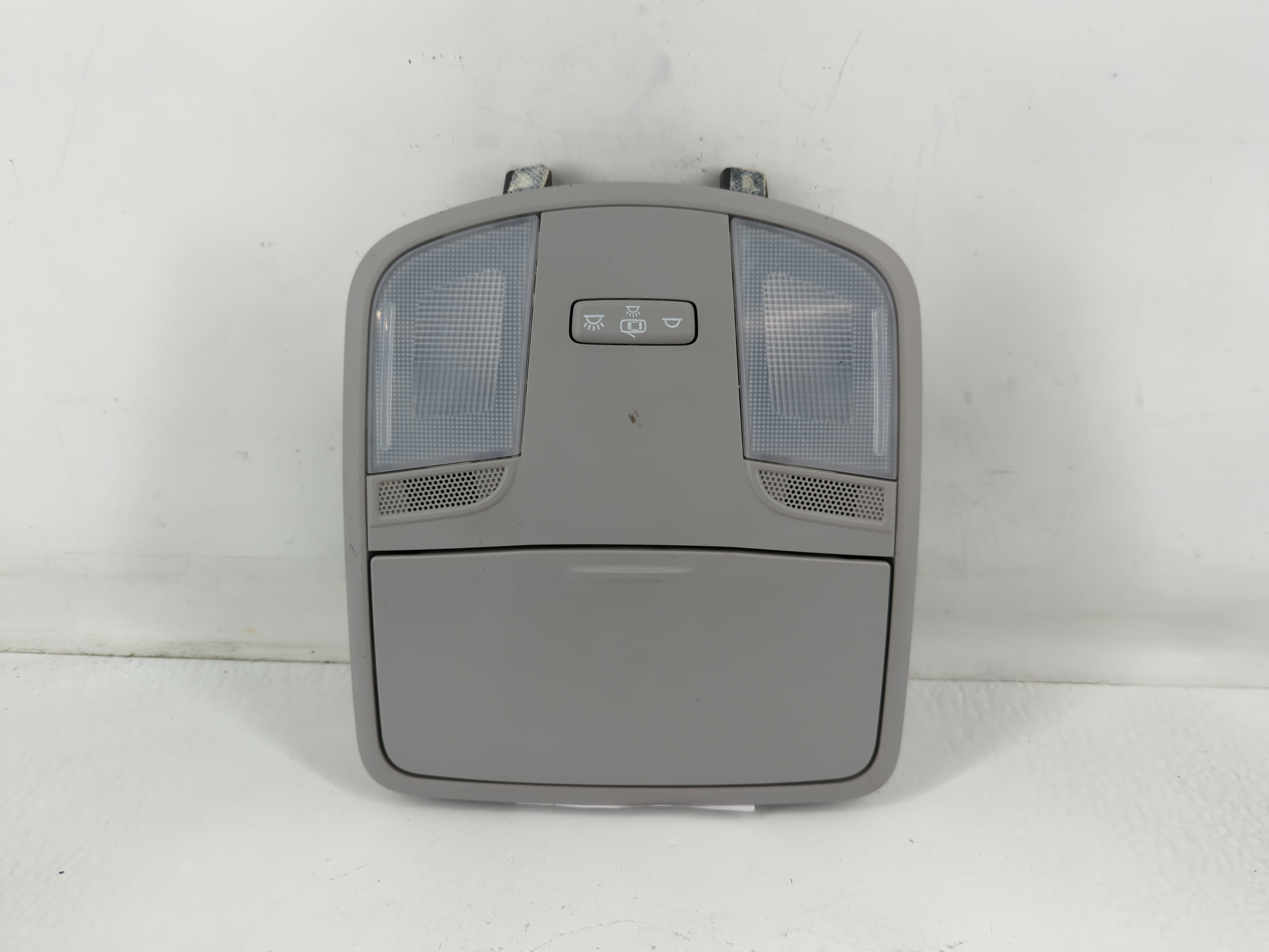2018 Hyundai Elantra Overhead Roof Console 762437 - Oemusedautoparts1.com