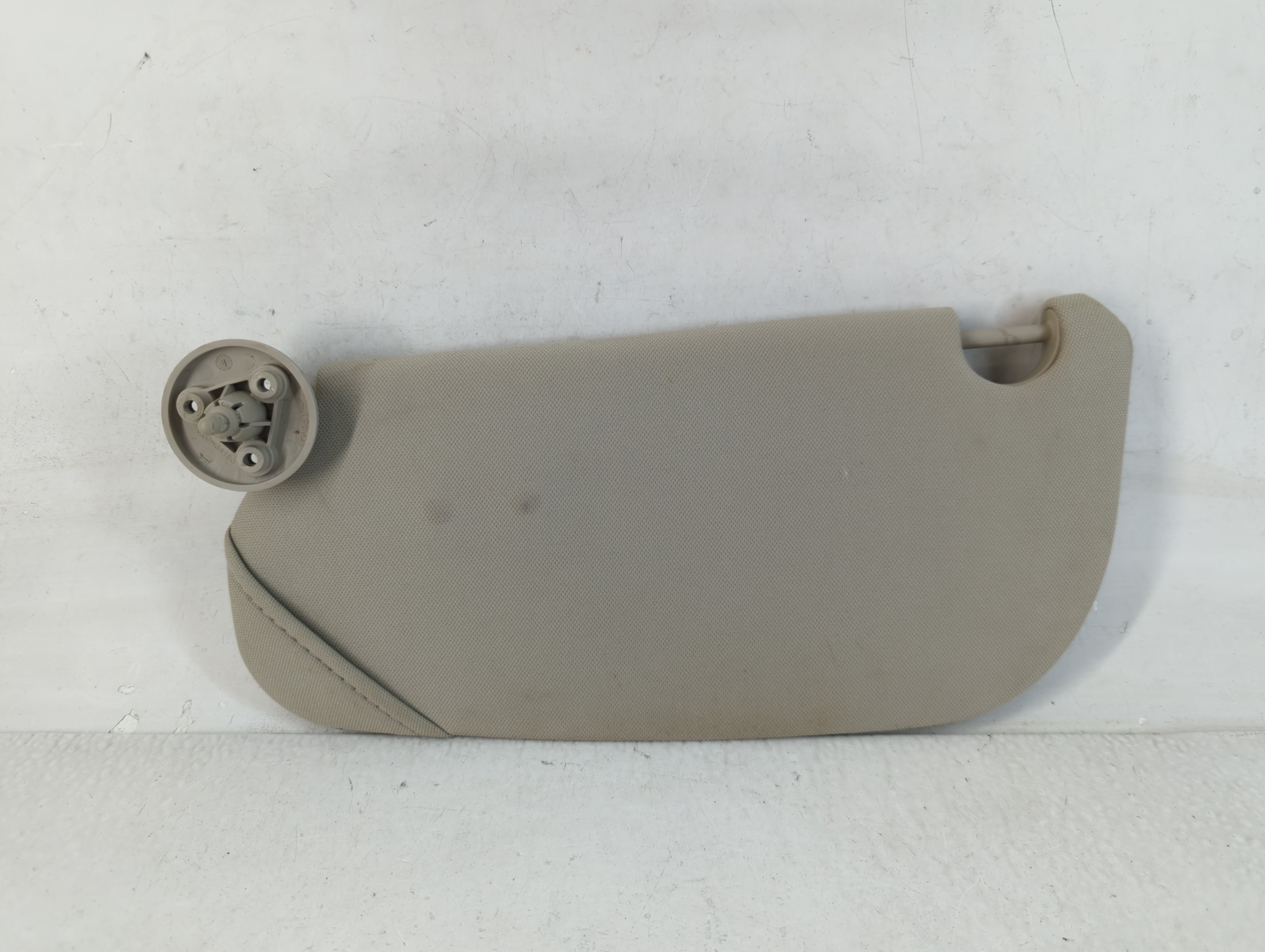 2005-2010 Chevrolet Cobalt Driver Sun Visor Mirror Left Sunvisor Grey 762480 - Oemusedautoparts1.com