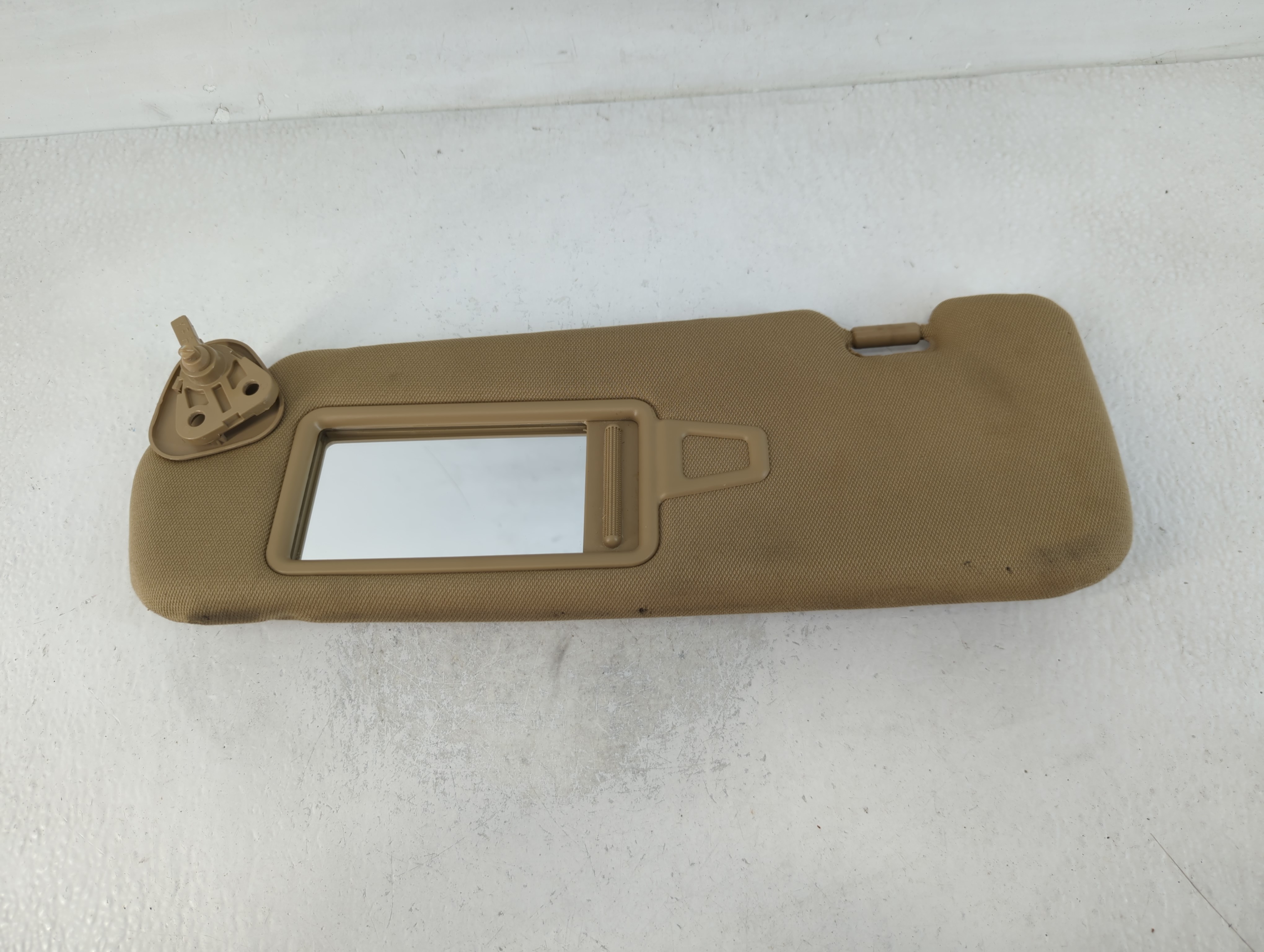 2011-2015 Hyundai Sonata Driver Sun Visor Mirror Left Sunvisor Dark Tan 762553 - Oemusedautoparts1.com