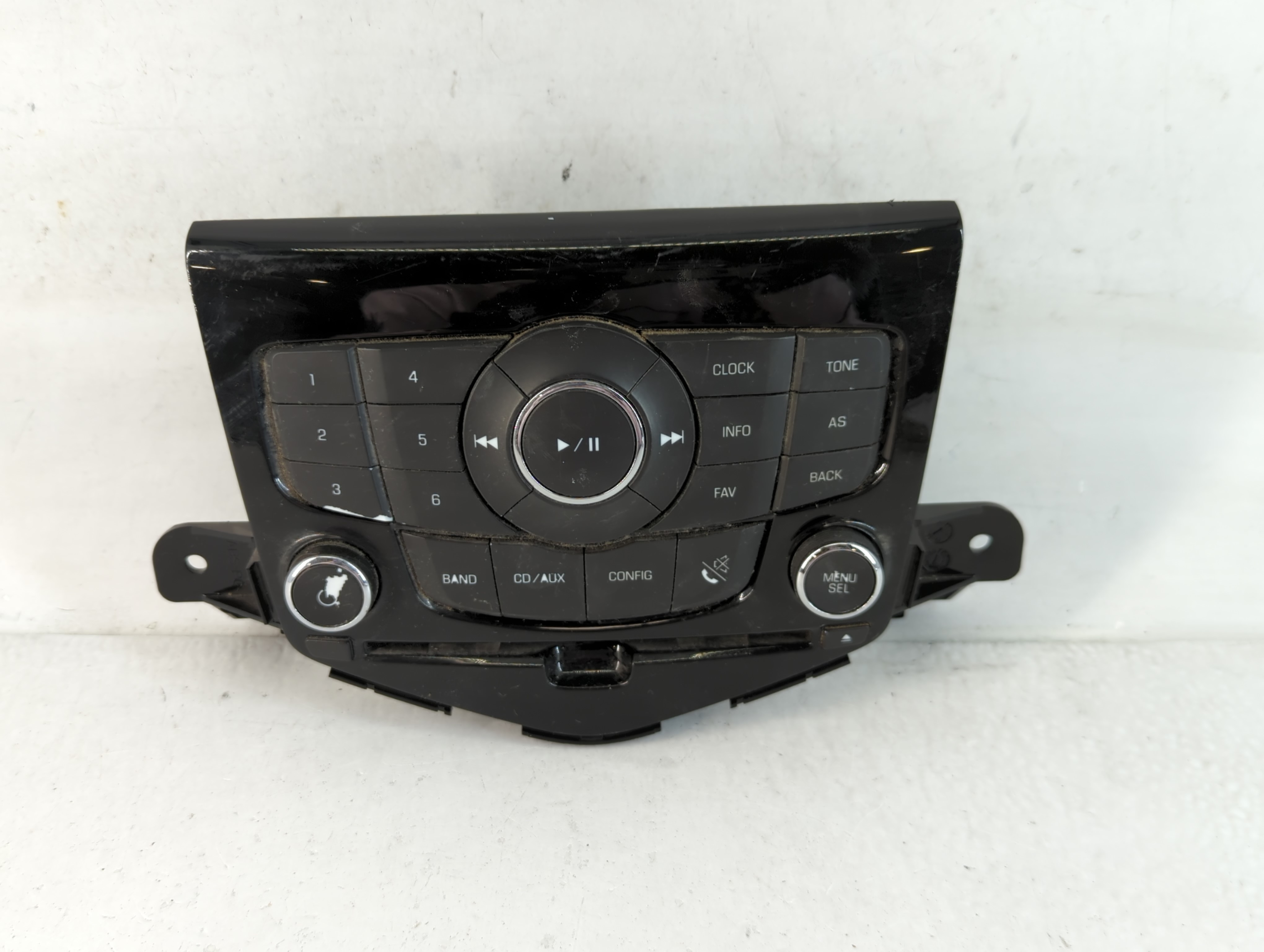 2014-2016 Chevrolet Cruze Am Fm Cd Player Radio Receiver 762587 - Oemusedautoparts1.com