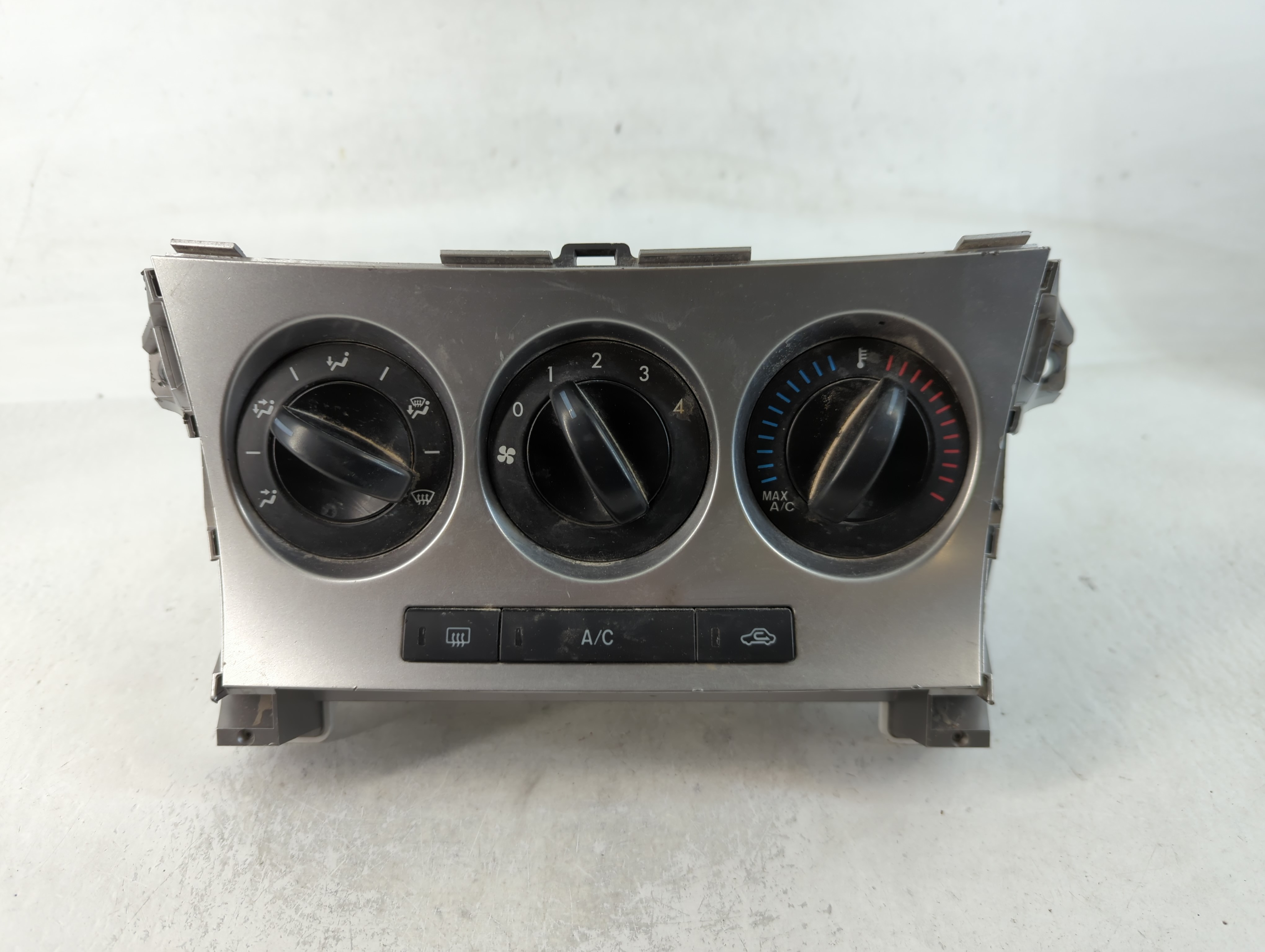 2010-2011 Mazda 3 Ac Heater Climate Control 762608 - Oemusedautoparts1.com