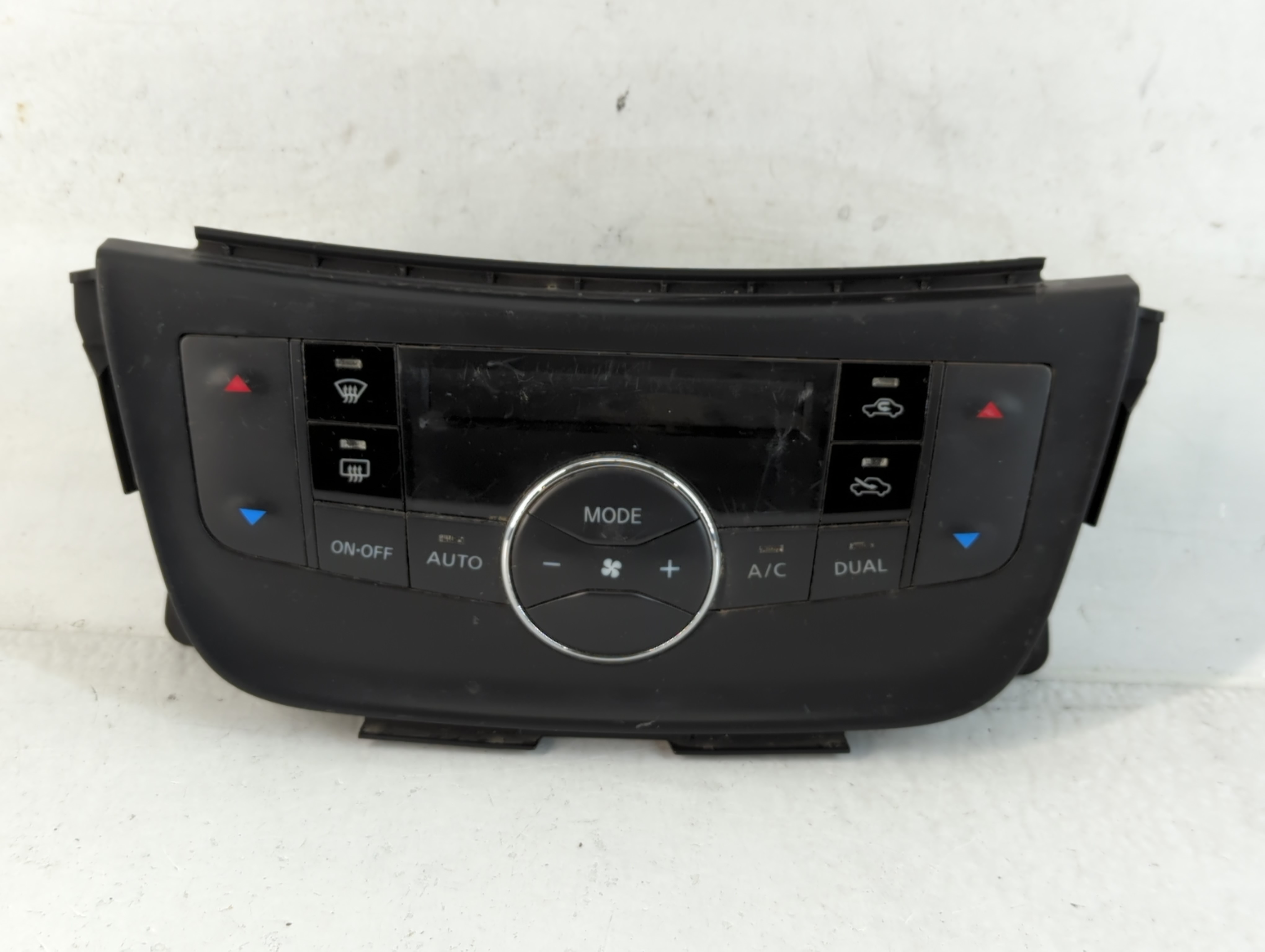 2014-2015 Bmw 320i Ac Heater Climate Control Temperature Oem 762610 - Oemusedautoparts1.com