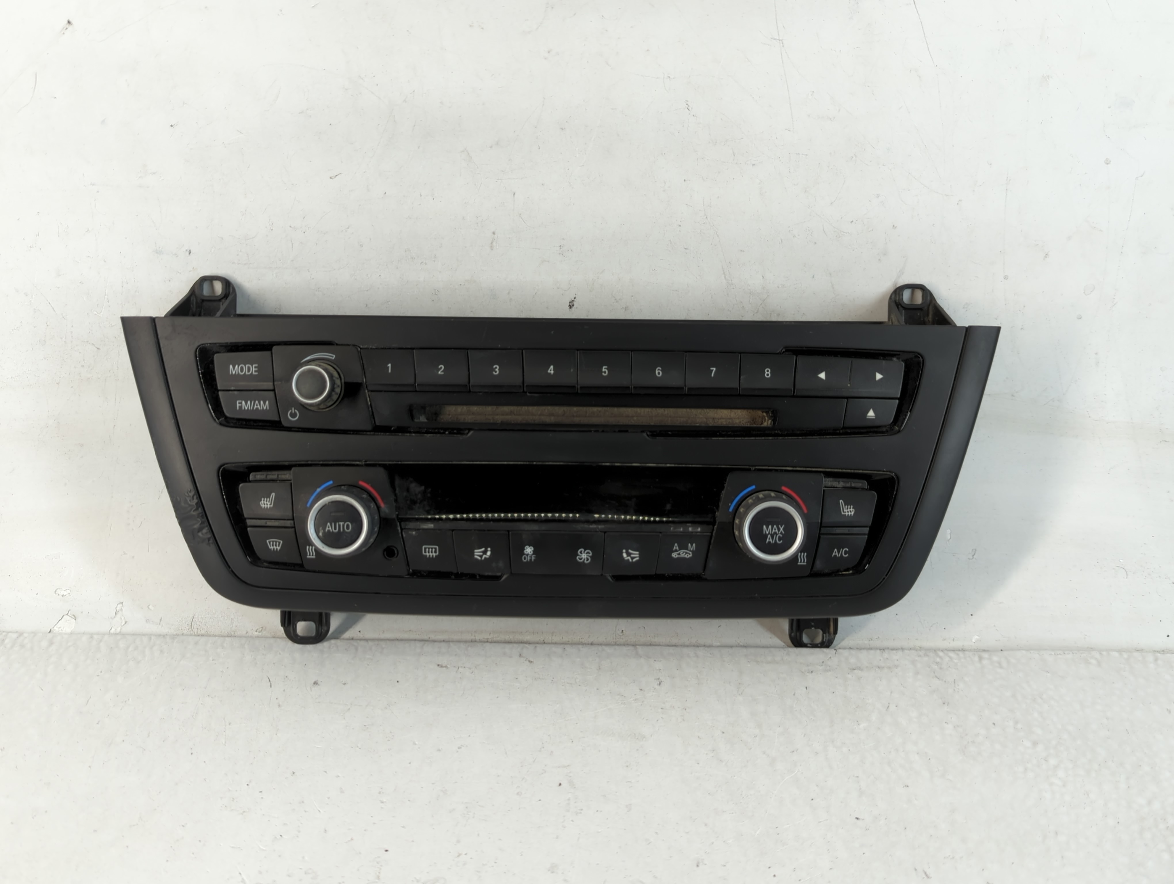 Picture of 2017-2019 Nissan Sentra Ac Heater Climate Control 64.11-9226784-04 762611