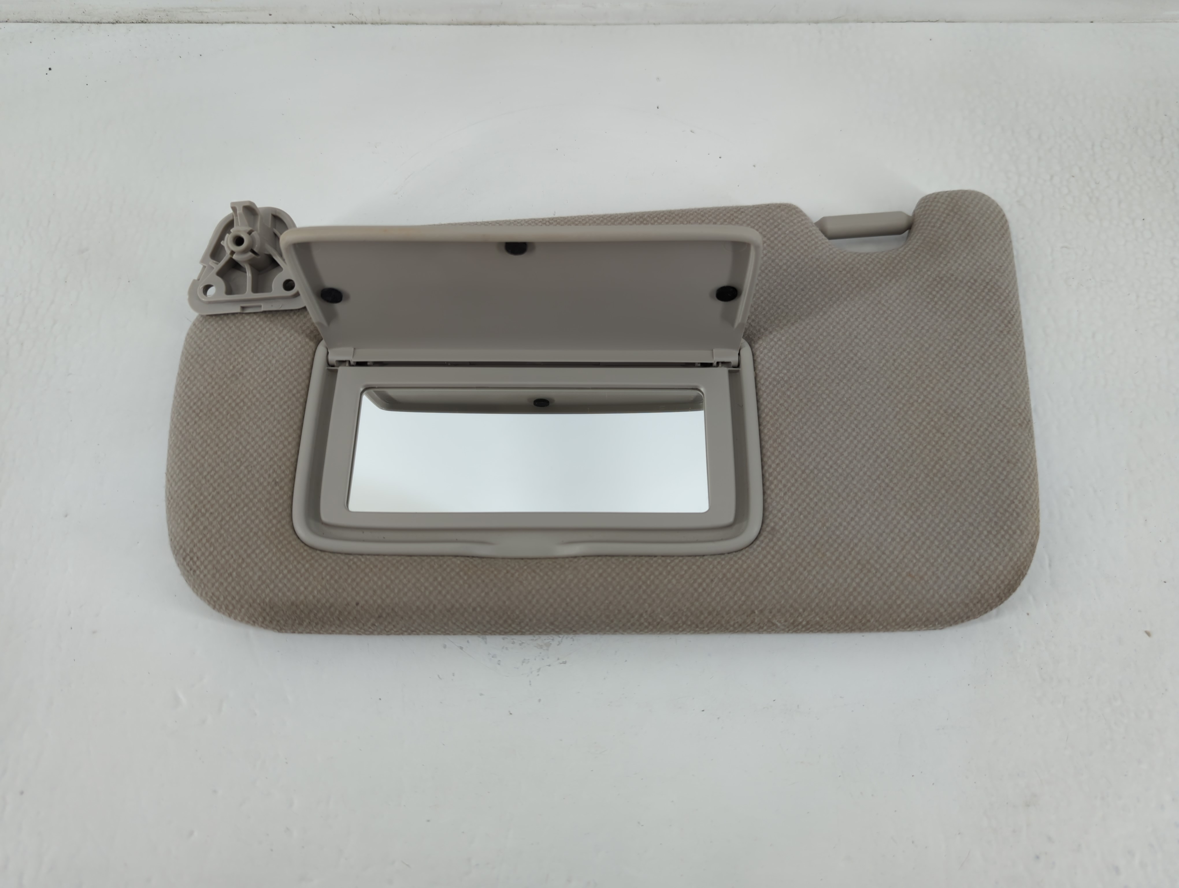 Picture of 2013-2019 Nissan Sentra Driver Sun Visor Mirror Left Sunvisor Grey 762619