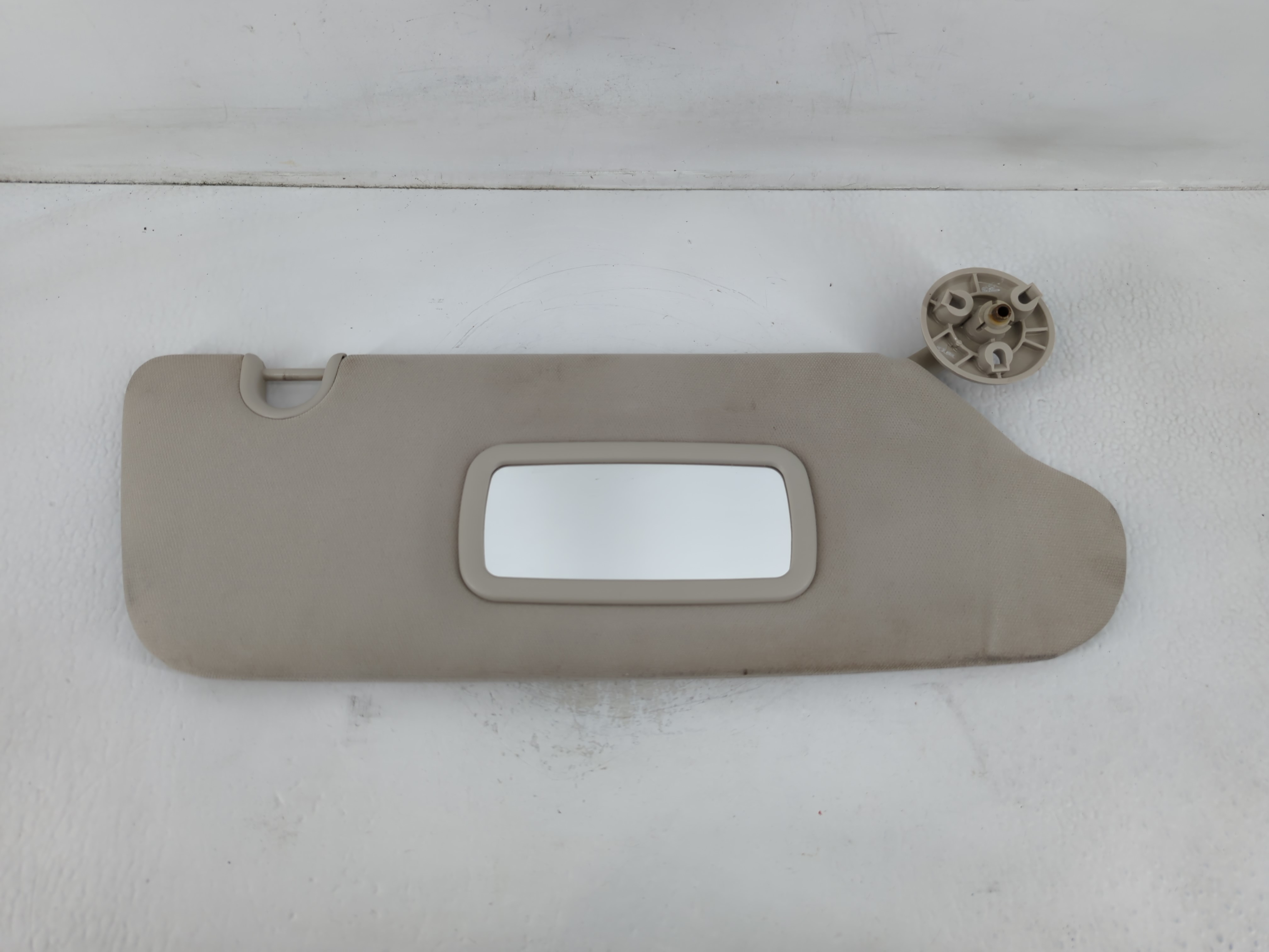 Picture of Dodge Caravan Passenger Sun Visor Mirror Right Sunvisor Grey 762736