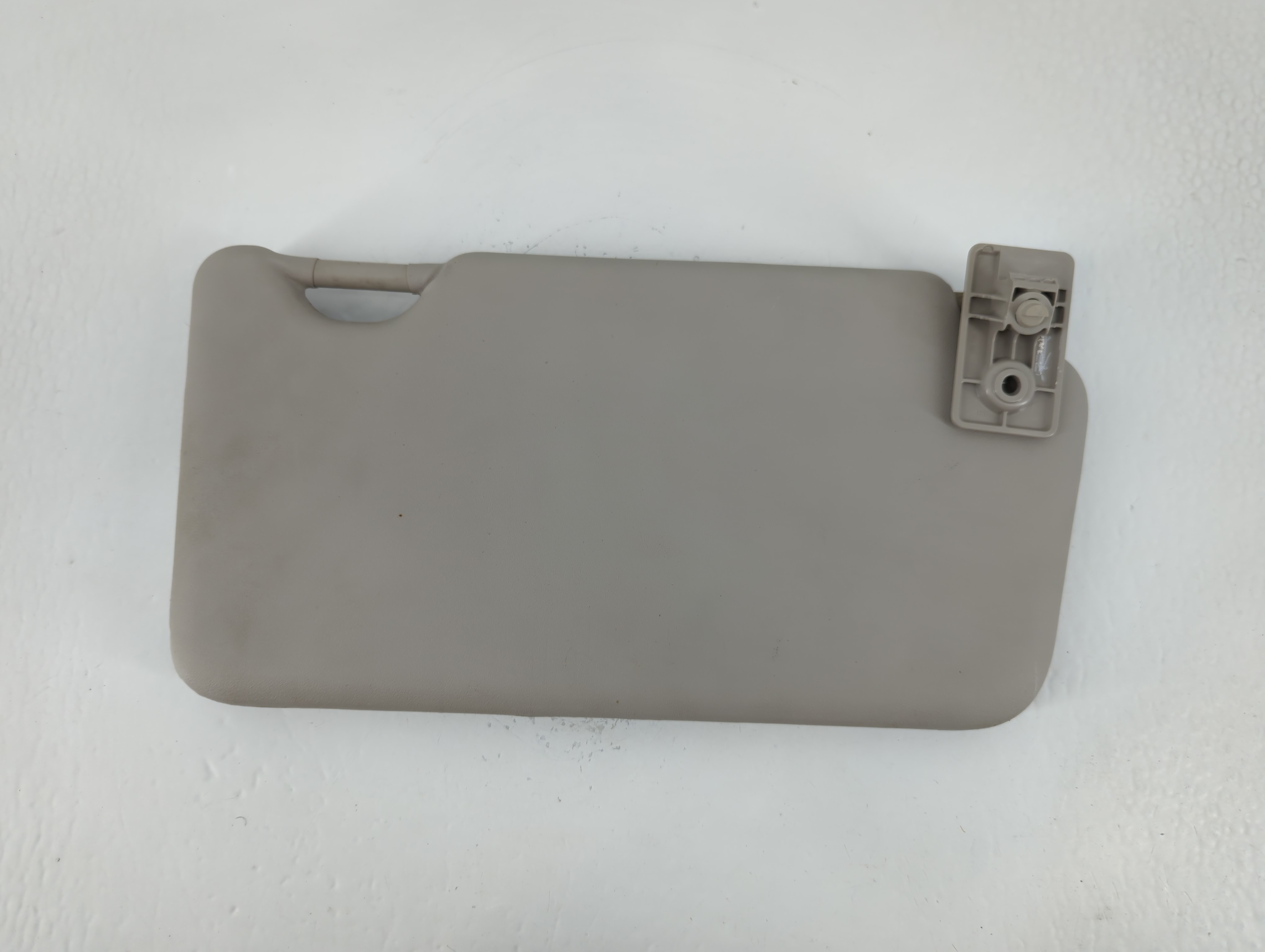 2013-2015 Nissan Versa Passenger Sun Visor Mirror Right Sunvisor Grey 762742 - Oemusedautoparts1.com