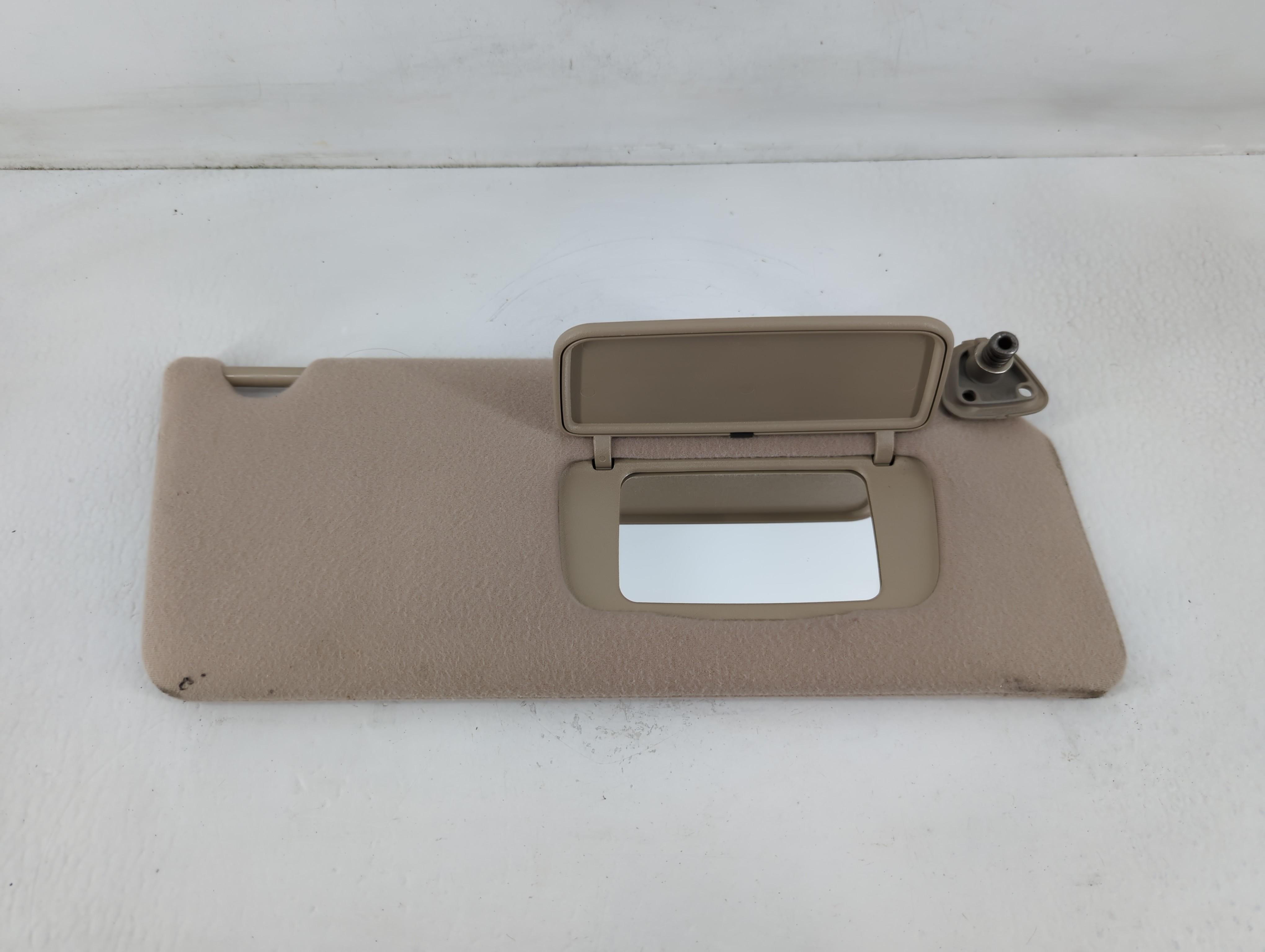 Picture of 2002-2004 Toyota Camry Passenger Sun Visor Mirror Right Sunvisor Tan 762781