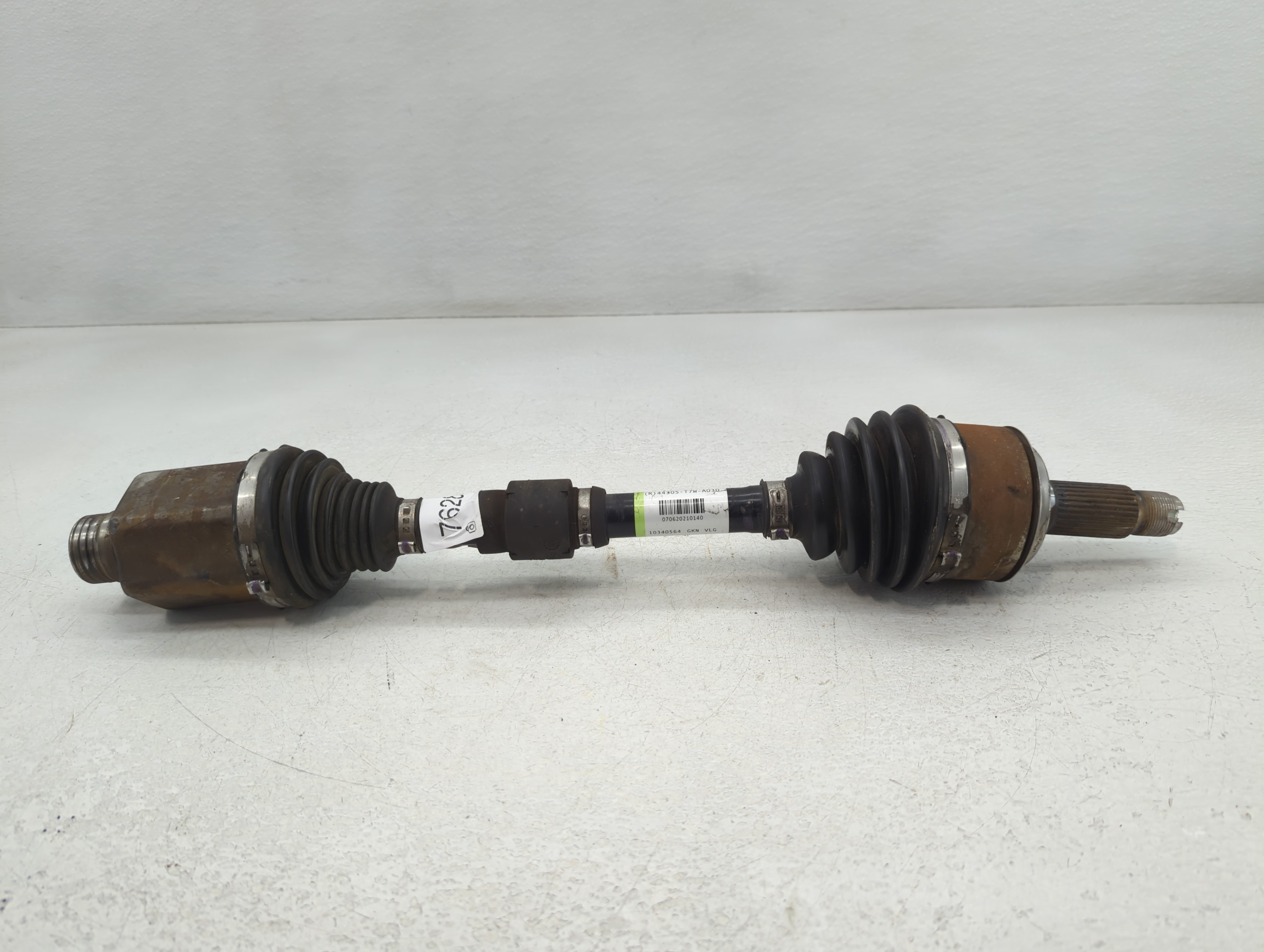 Picture of 2016-2022 Honda Hr-v Axle Shaft Front Passenger Cv C/v 762826