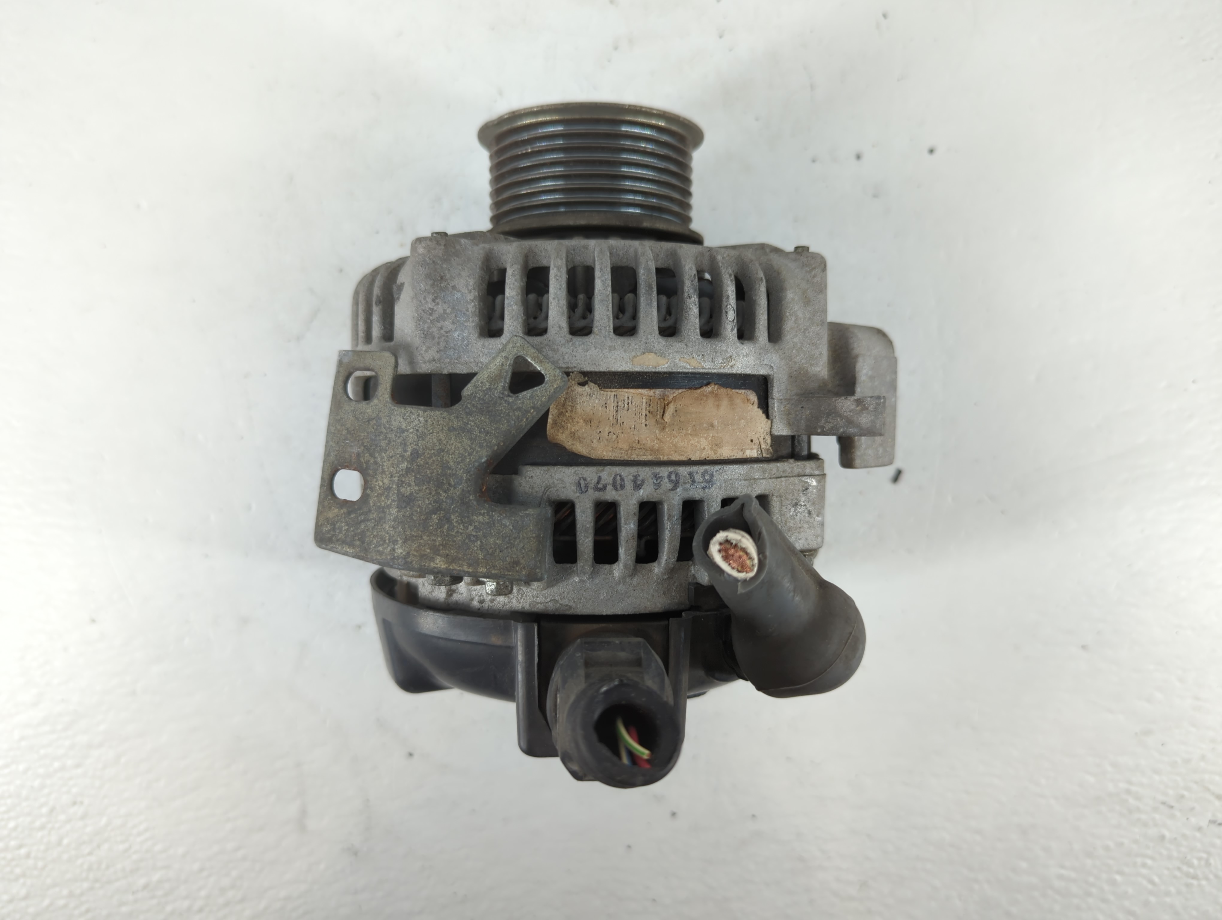 Picture of 2004 Toyota Highlander Alternator Generator Charging Assembly Engine Oem 762857