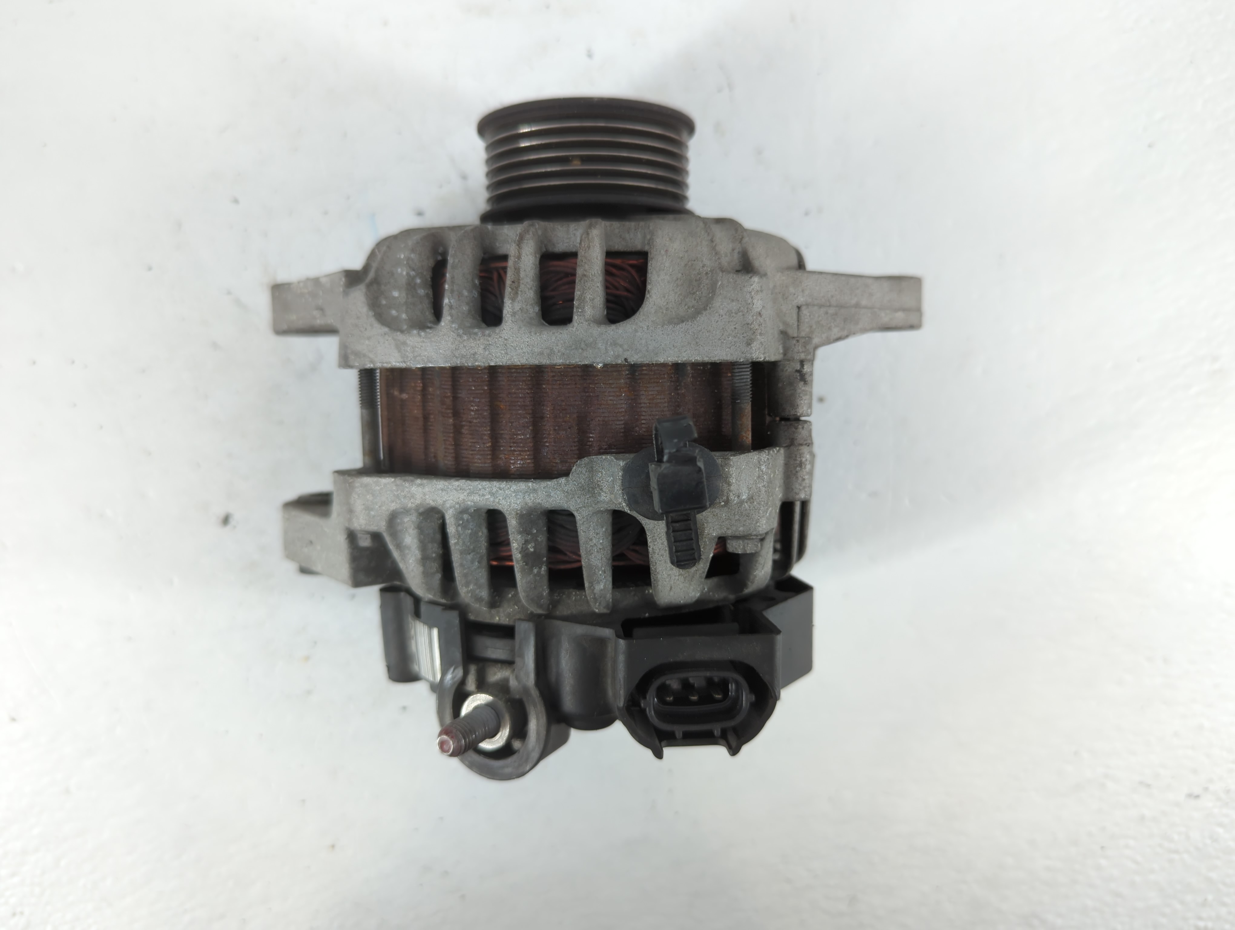 2012 Hyundai Veloster Alternator Generator Charging Assembly Engine Oem 762932 - Oemusedautoparts1.com