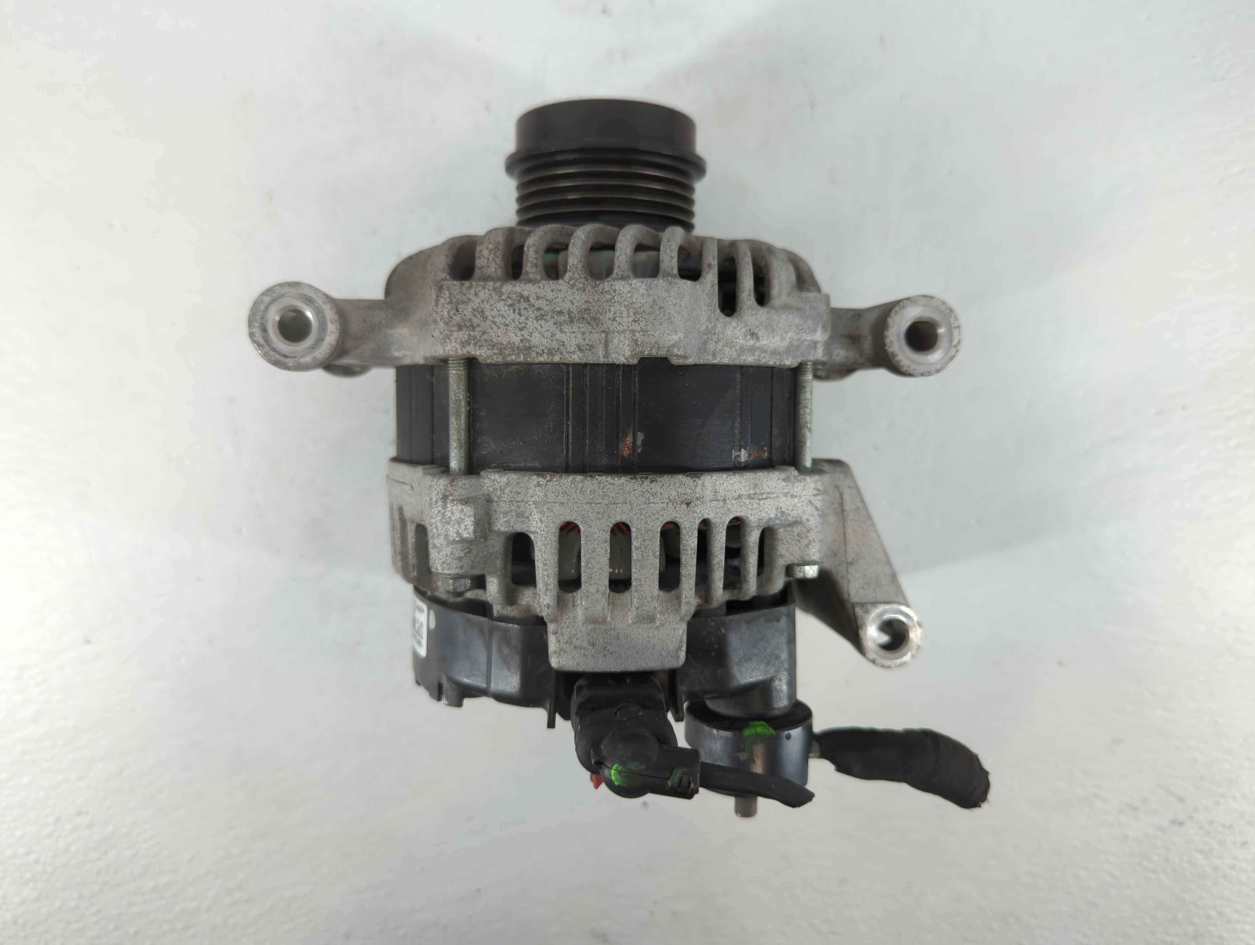 2016 Chevrolet Cruze Alternator Generator Charging Assembly Engine Oem 762951 - Oemusedautoparts1.com
