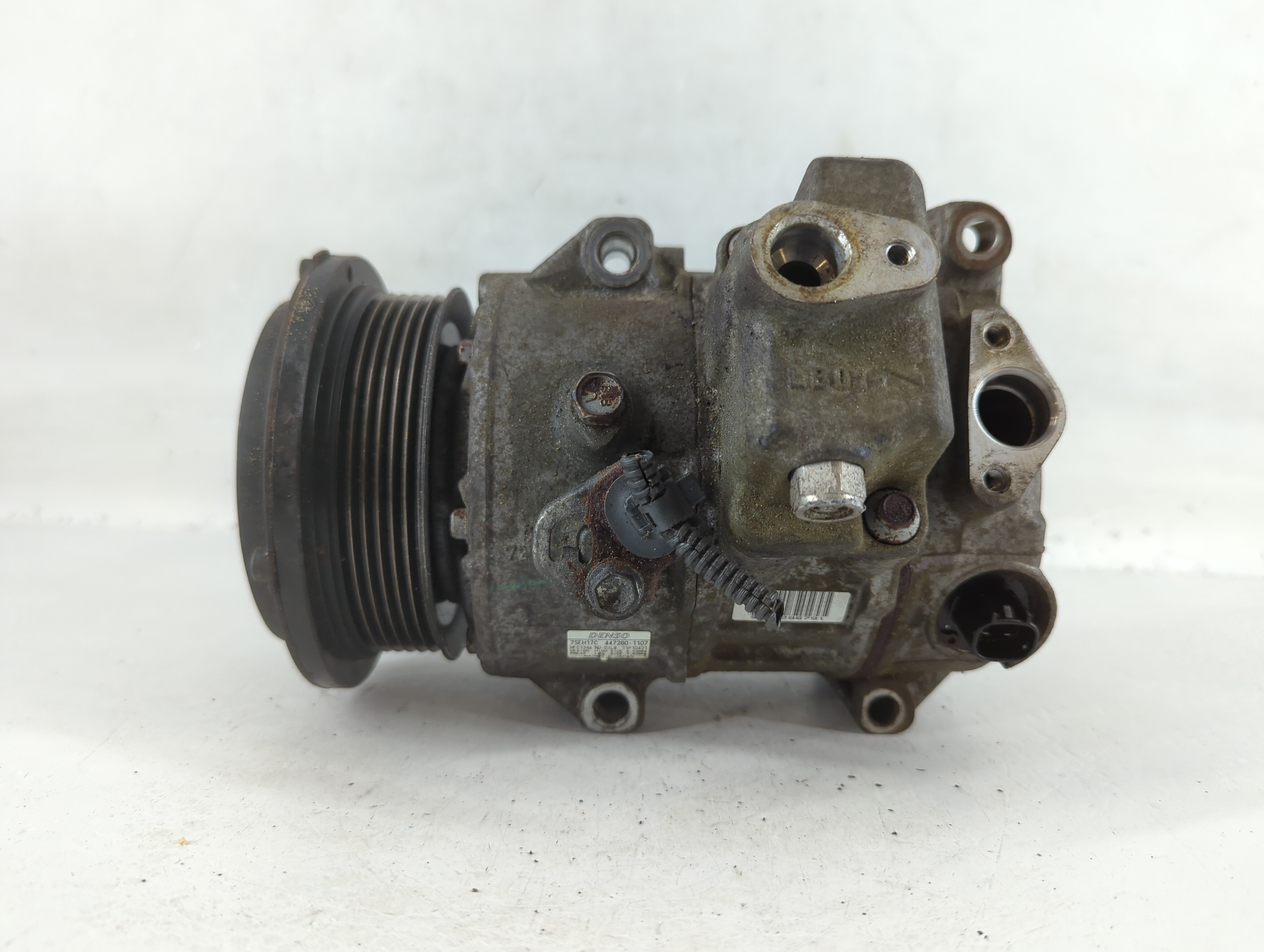 2013 Lexus Ls460 Alternator Generator Charging Assembly Engine Oem 763022 - Oemusedautoparts1.com