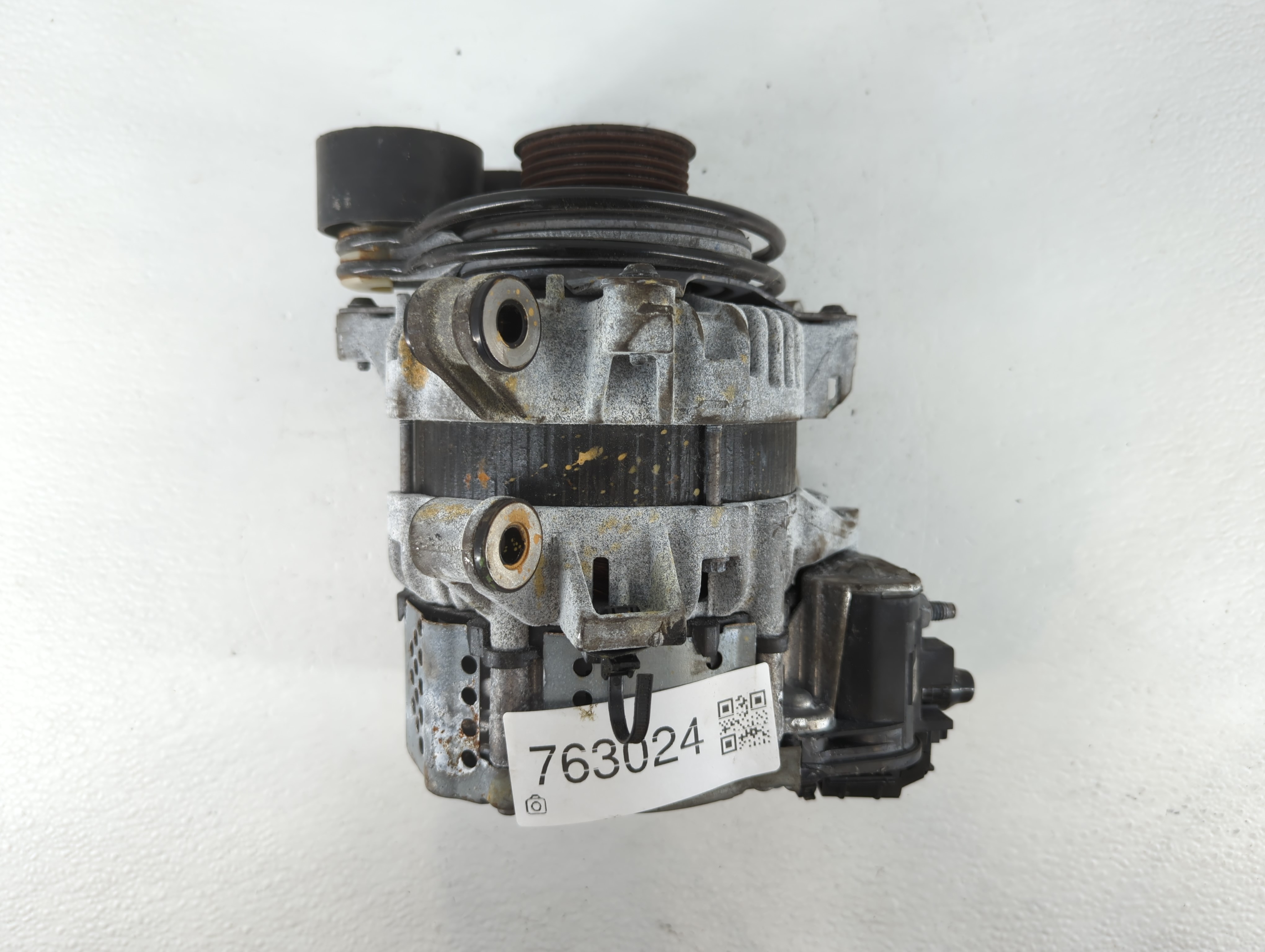 Picture of 2023 Volvo S90 Alternator Generator Charging Assembly Engine Oem 763024