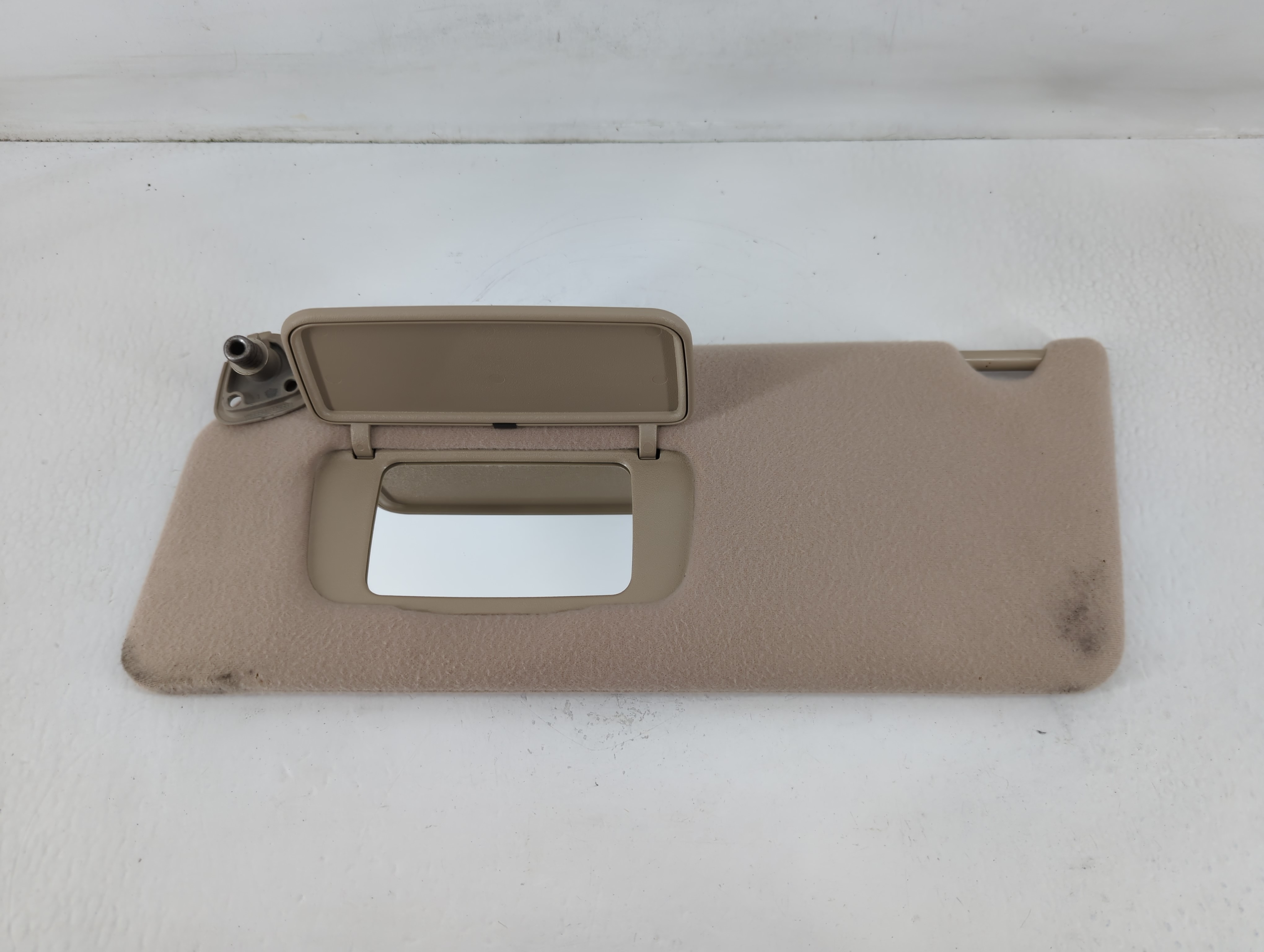 Picture of 2002-2006 Toyota Camry Driver Sun Visor Mirror Left Sunvisor Tan 763702