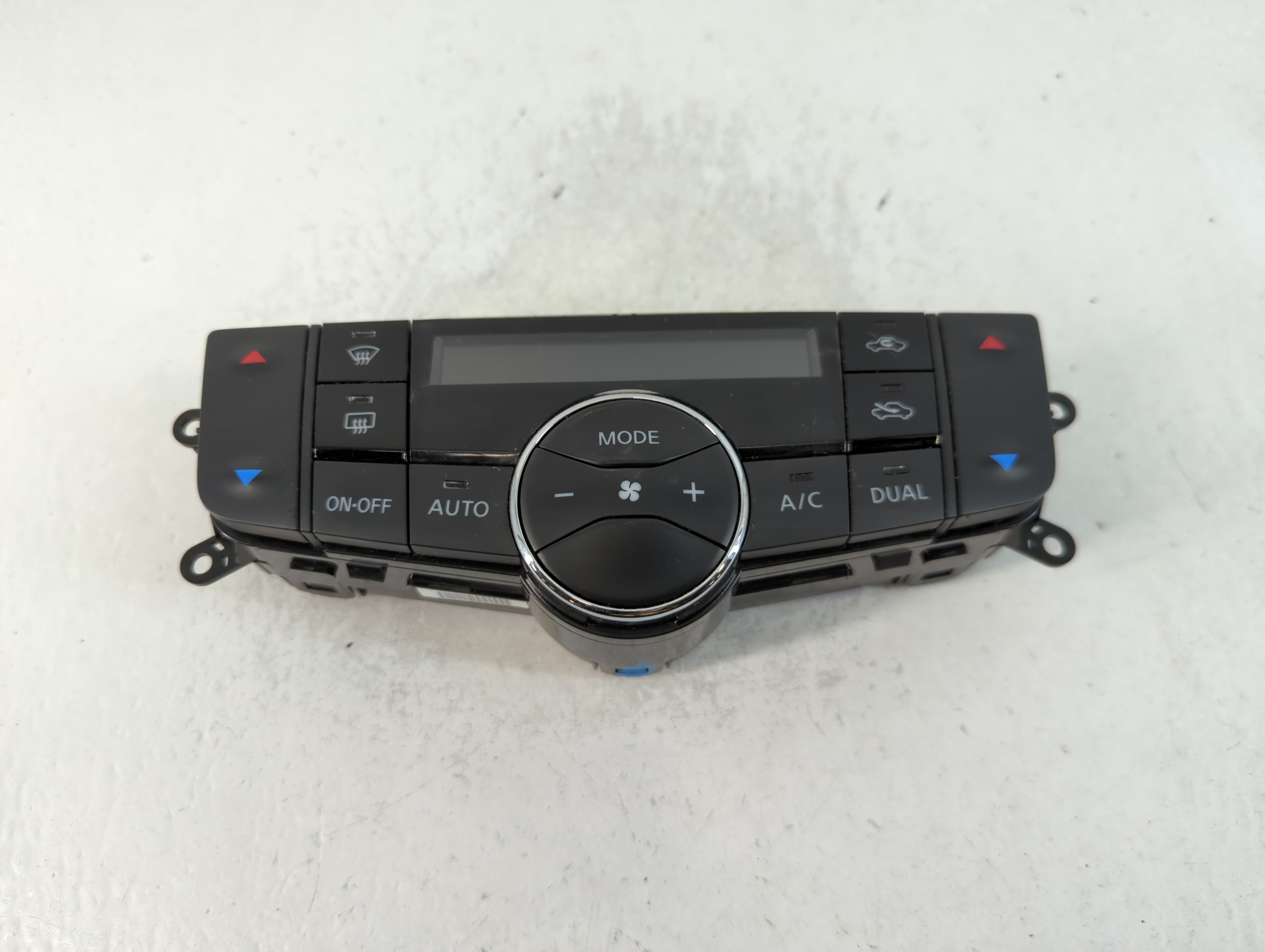 Picture of 2015-2019 Nissan Sentra Ac Heater Climate Control Temperature Oem 763771