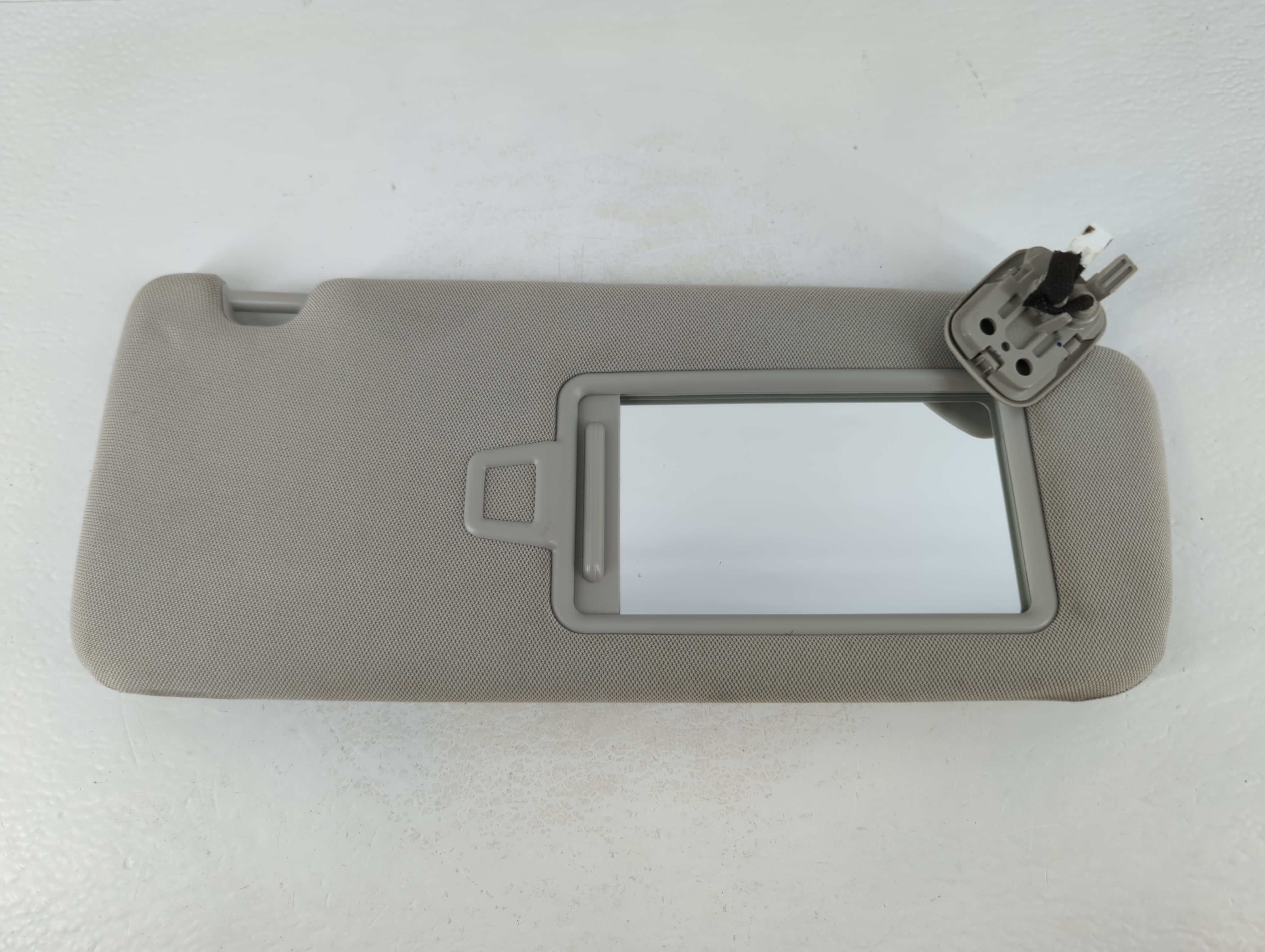 2016-2020 Kia Optima Passenger Sun Visor Mirror Right Sunvisor Grey 763863 - Oemusedautoparts1.com