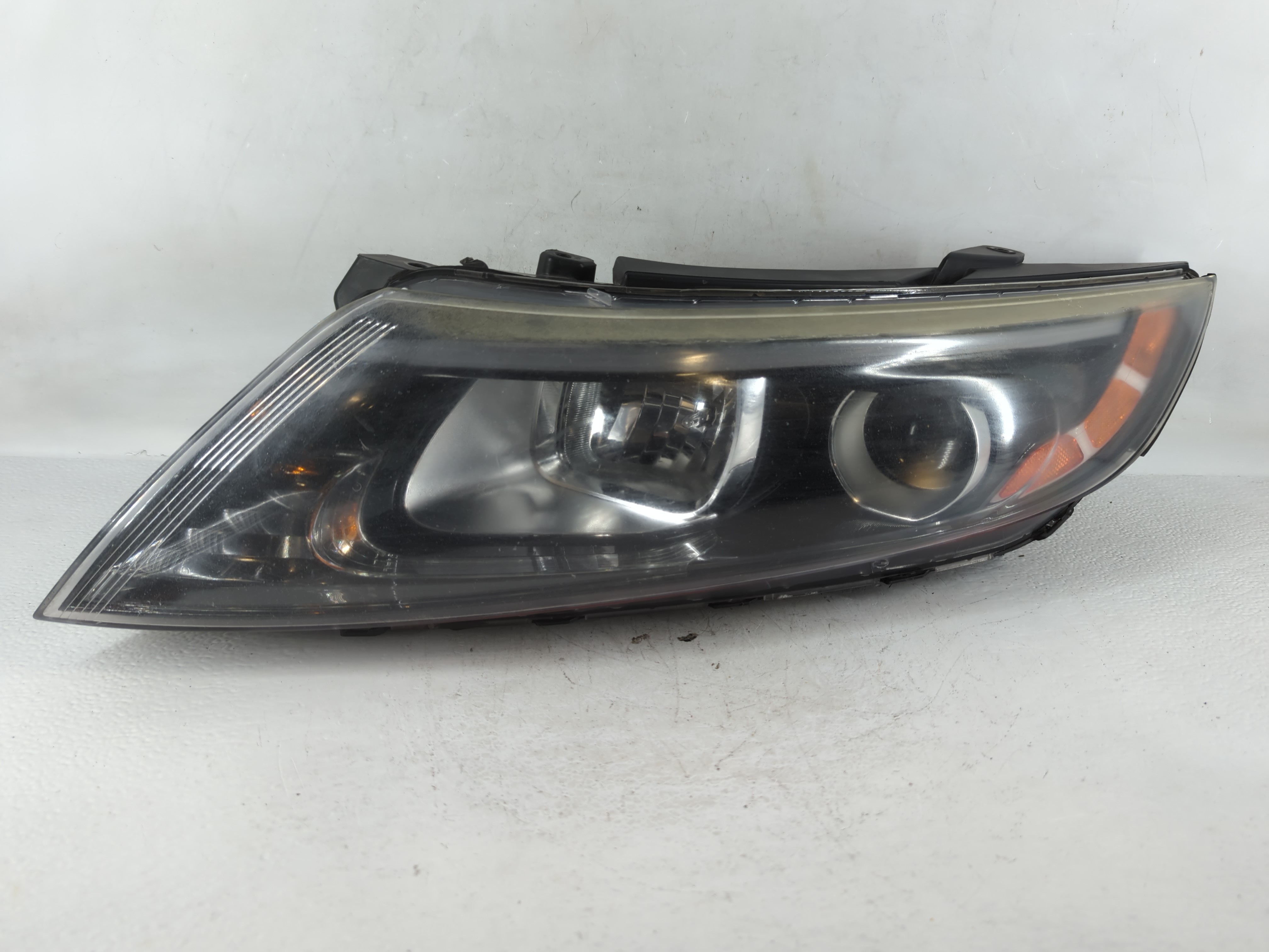 2014-2015 Kia Optima Passenger Right Oem Head Light Headlight Lamp 763920 - Oemusedautoparts1.com