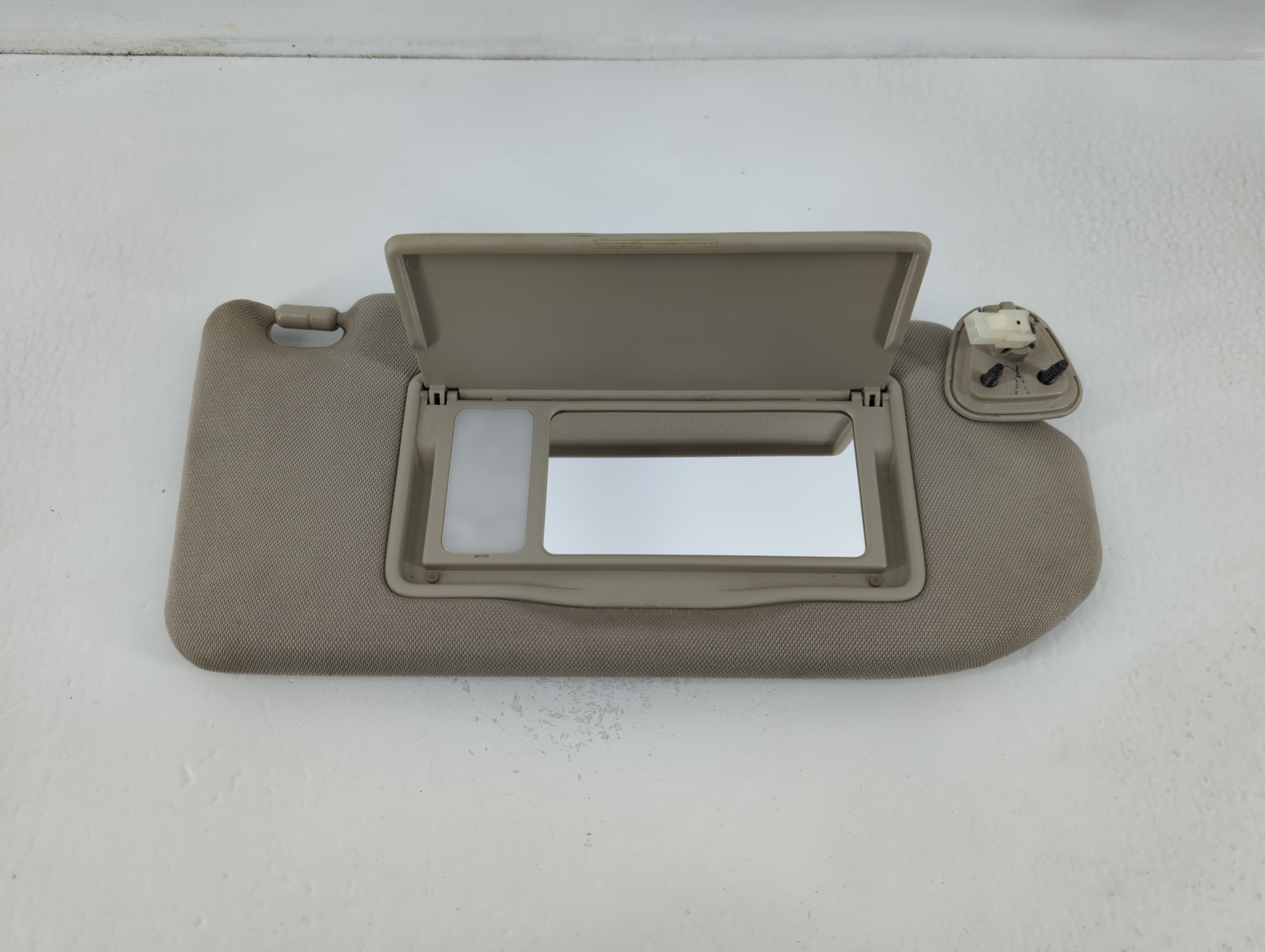 2007-2008 Infiniti G35 Passenger Sun Visor Mirror Right Sunvisor Tan 764005 - Oemusedautoparts1.com