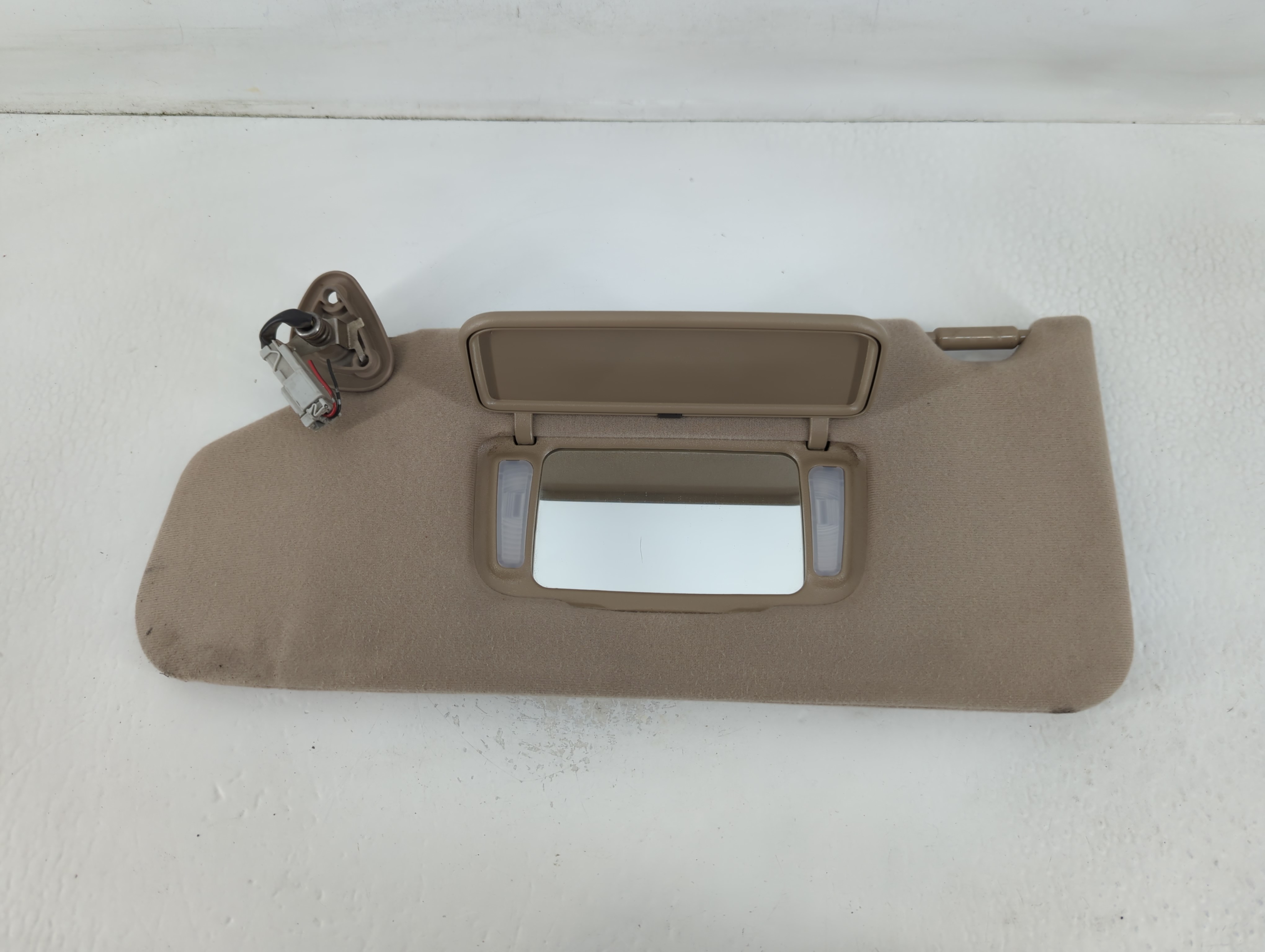 Picture of 1998-2002 Honda Accord Driver Sun Visor Mirror Left Sunvisor Brown 764039
