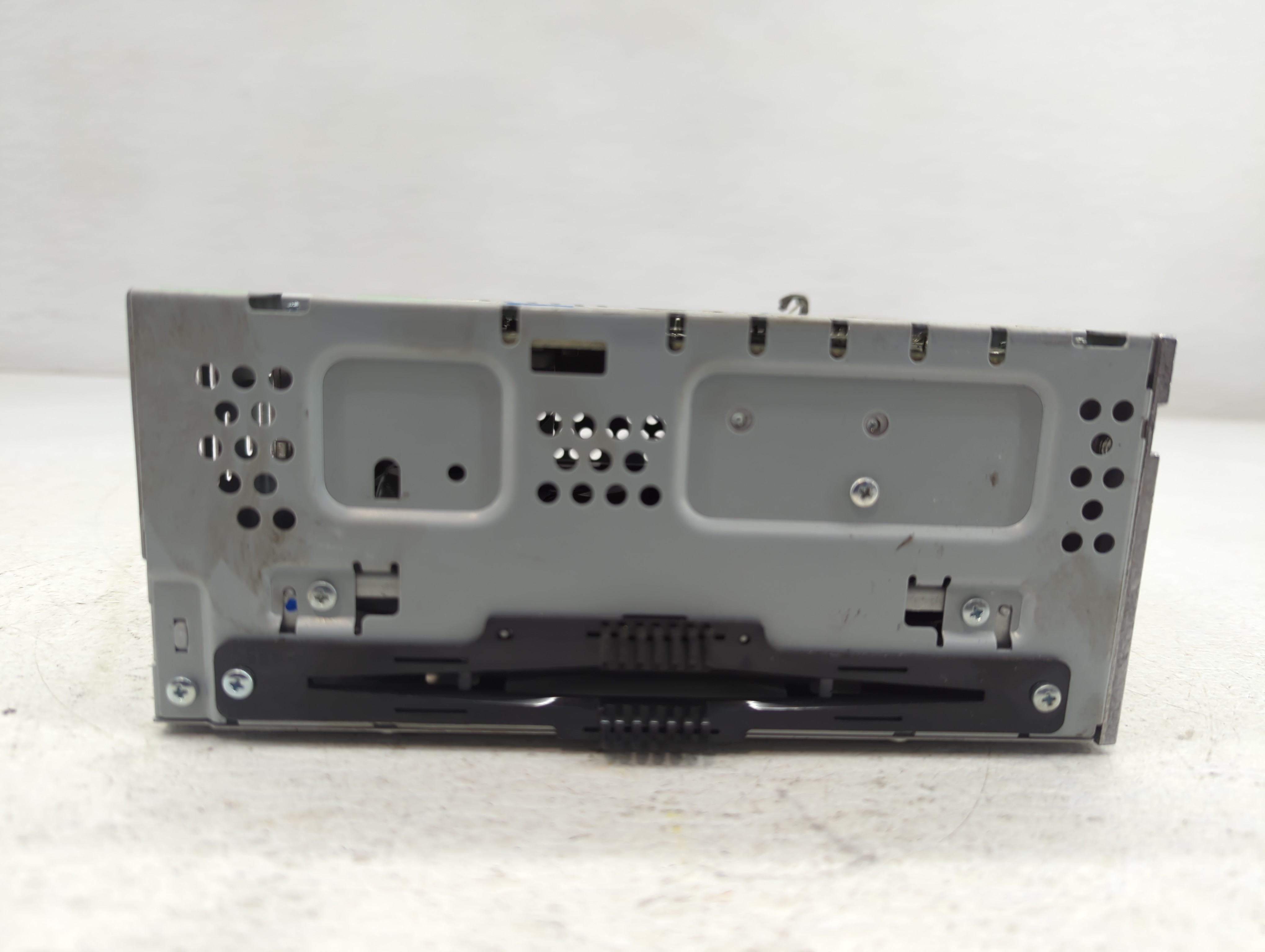 2016-2020 Ford Fusion Am Fm Cd Player Radio Receiver 764109 - Oemusedautoparts1.com