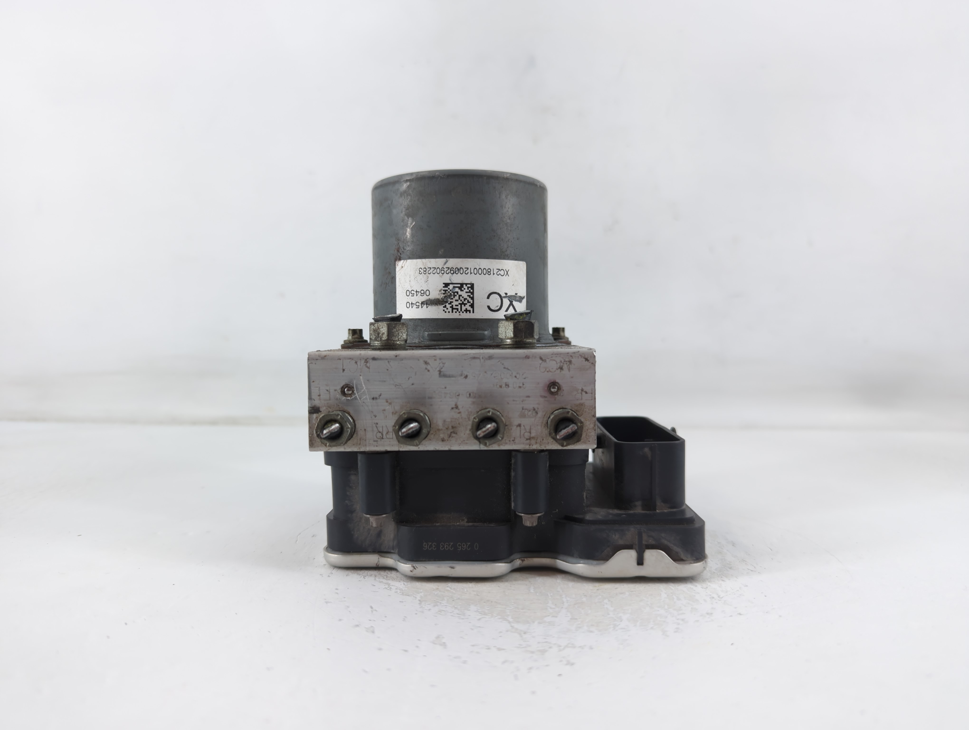 2021-2022 Toyota Camry Abs Pump Control Module 764135 - Oemusedautoparts1.com