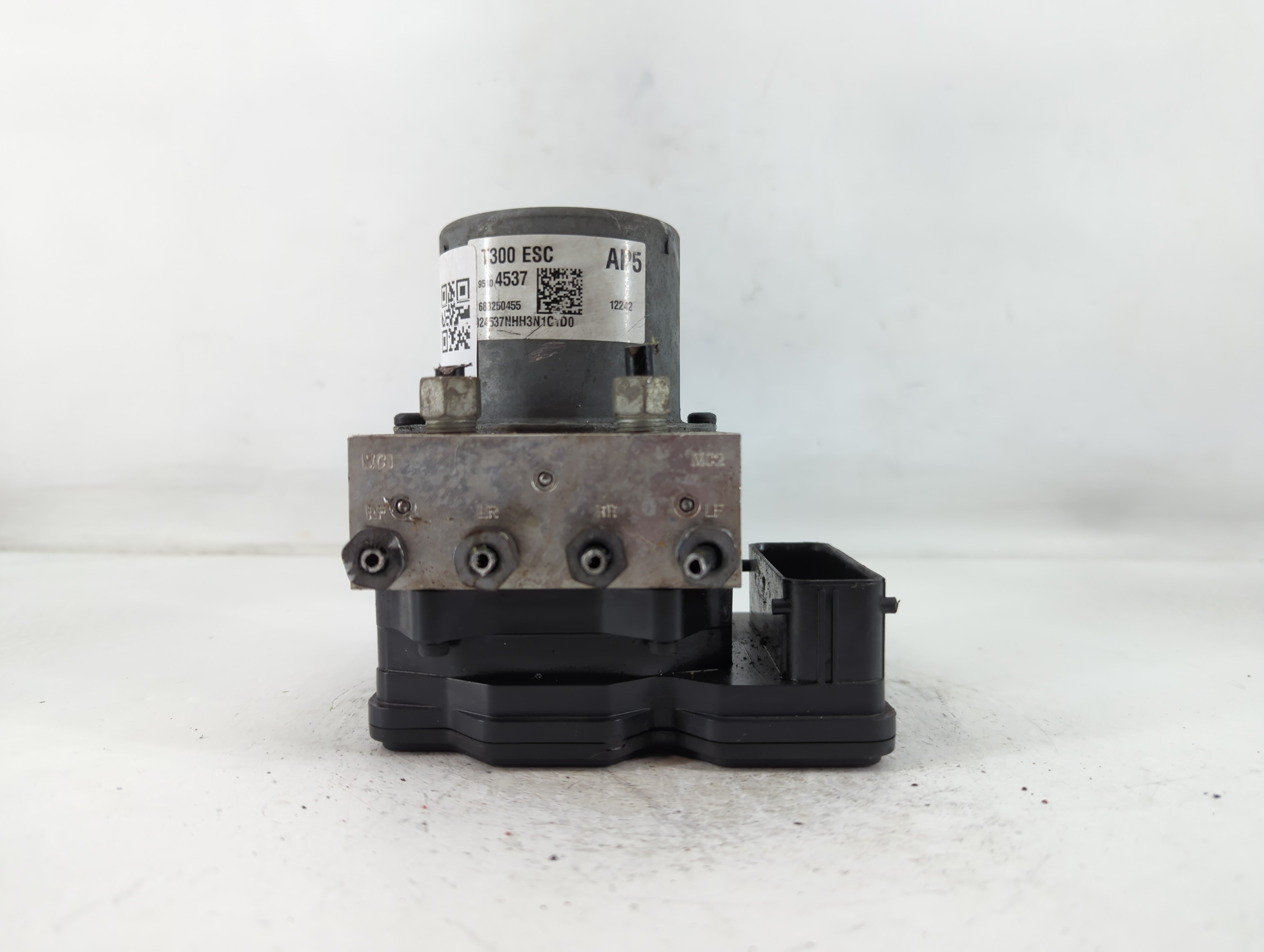 2012-2013 Chevrolet Sonic Abs Pump Control Module 764170 - Oemusedautoparts1.com
