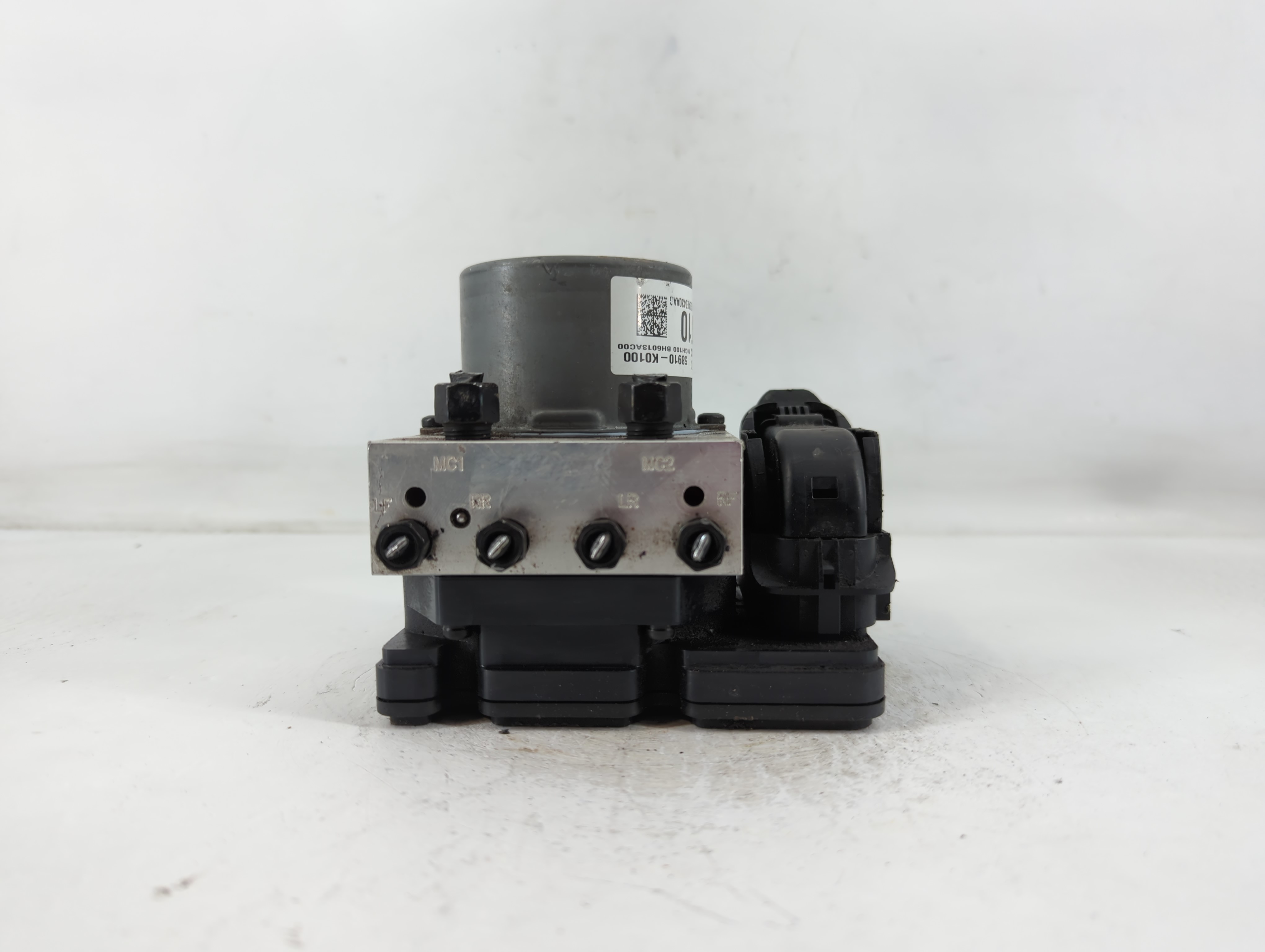 2020-2021 Kia Soul Abs Pump Control Module 764190 - Oemusedautoparts1.com