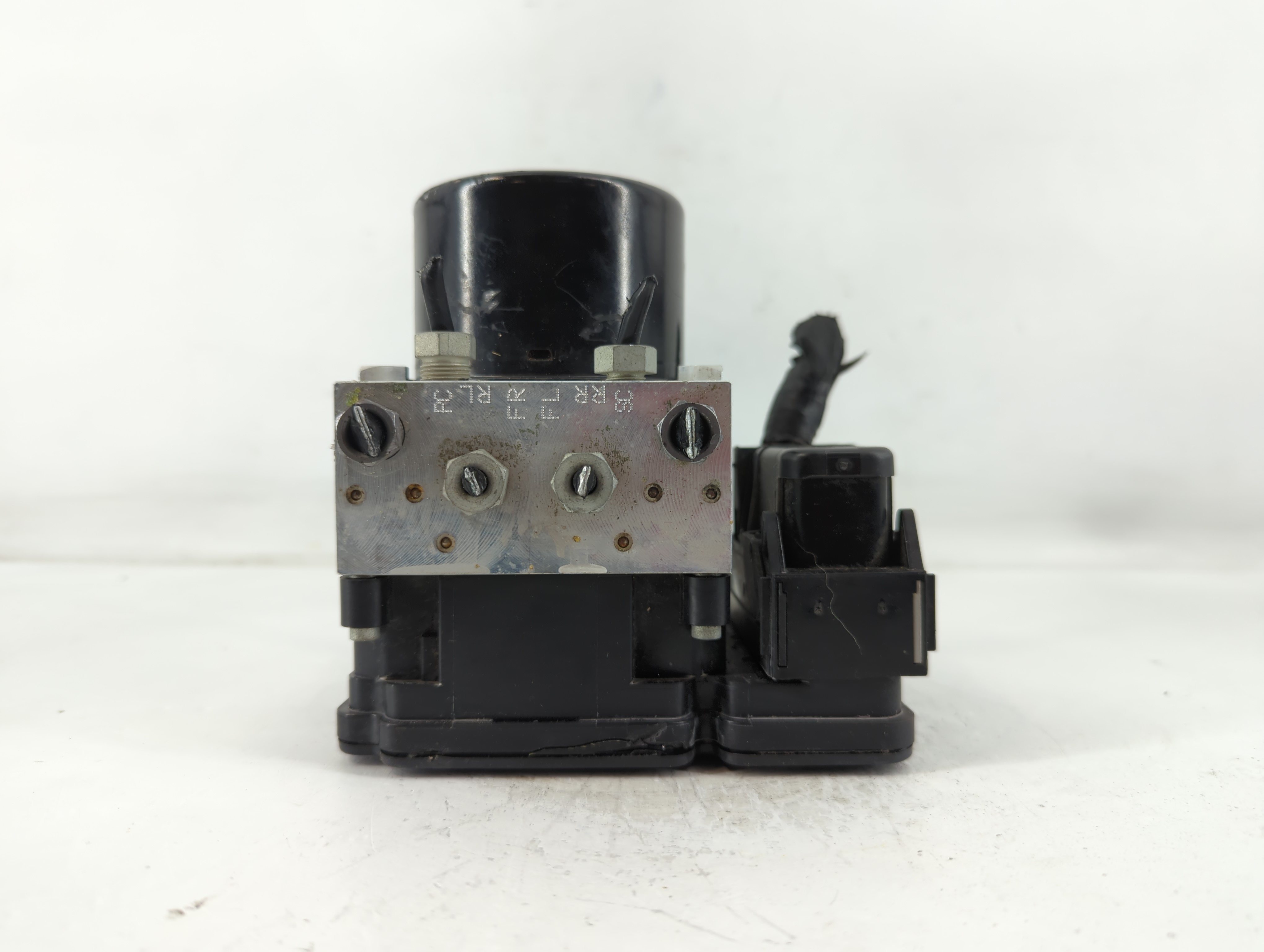 2013-2015 Volvo V60 Abs Pump Control Module 764194 - Oemusedautoparts1.com