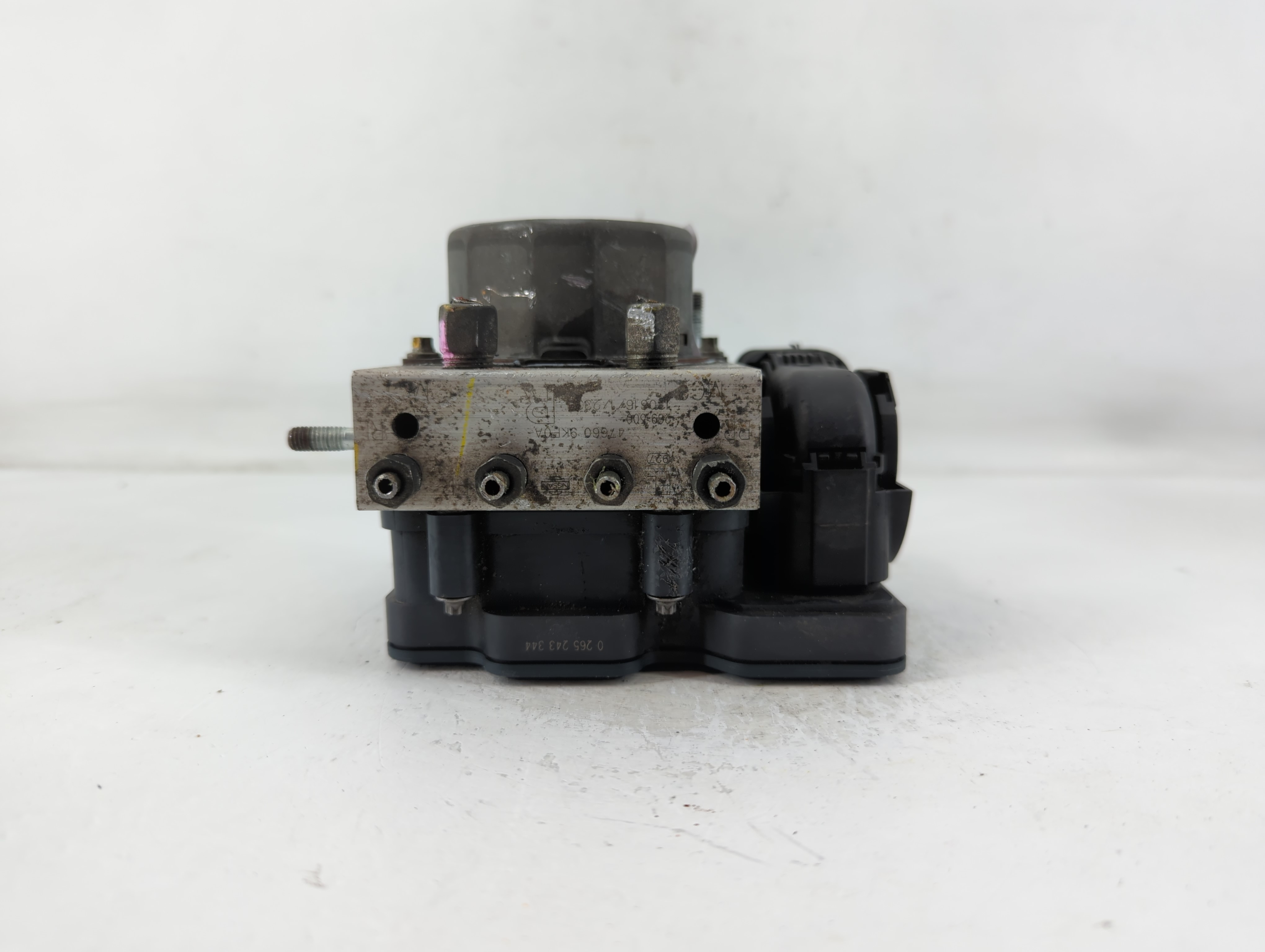 2014-2014 Nissan Versa Abs Pump Control Module 764209 - Oemusedautoparts1.com