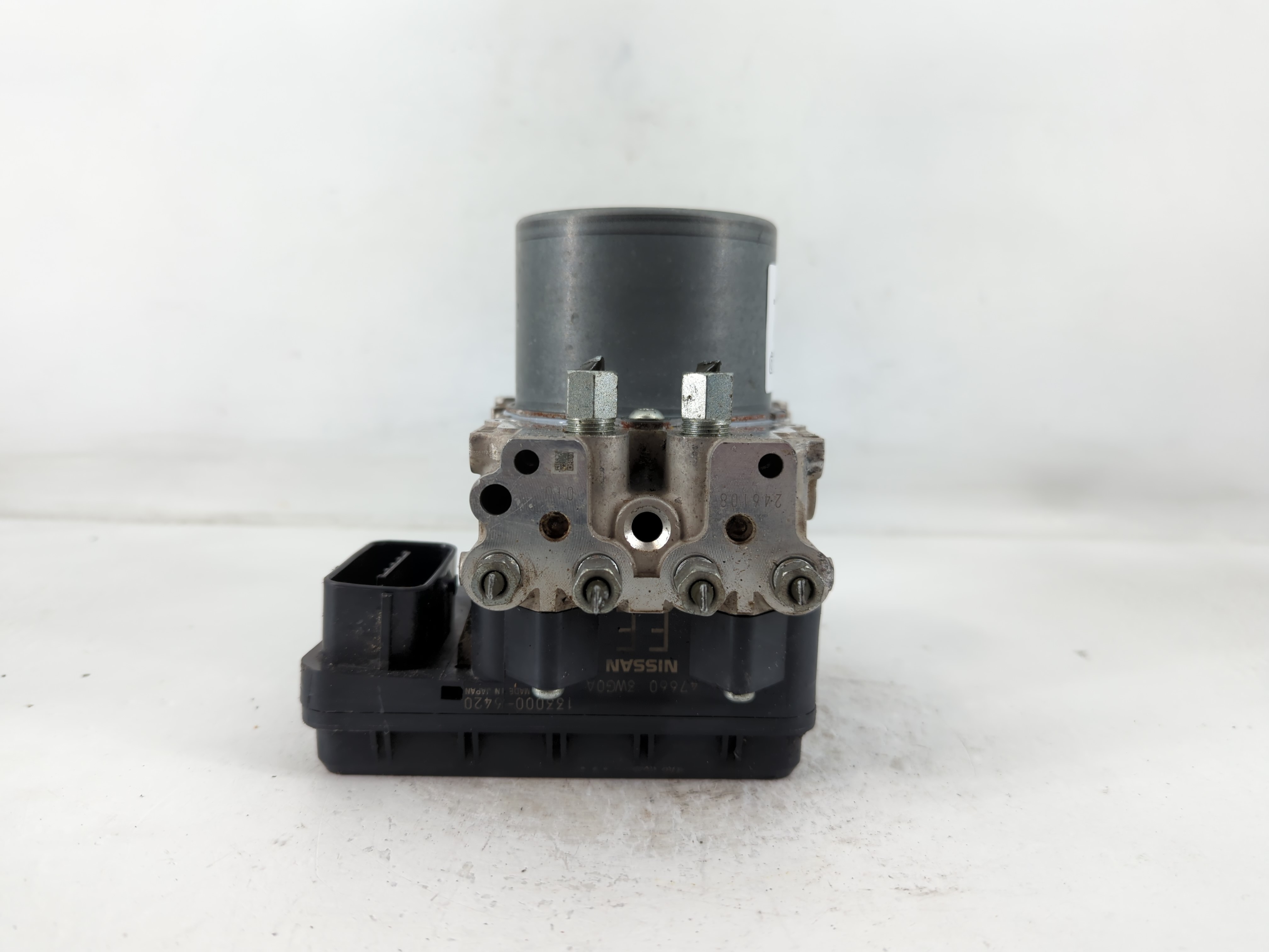 2017 Infiniti Q70 Abs Pump Control Module 764238 - Oemusedautoparts1.com