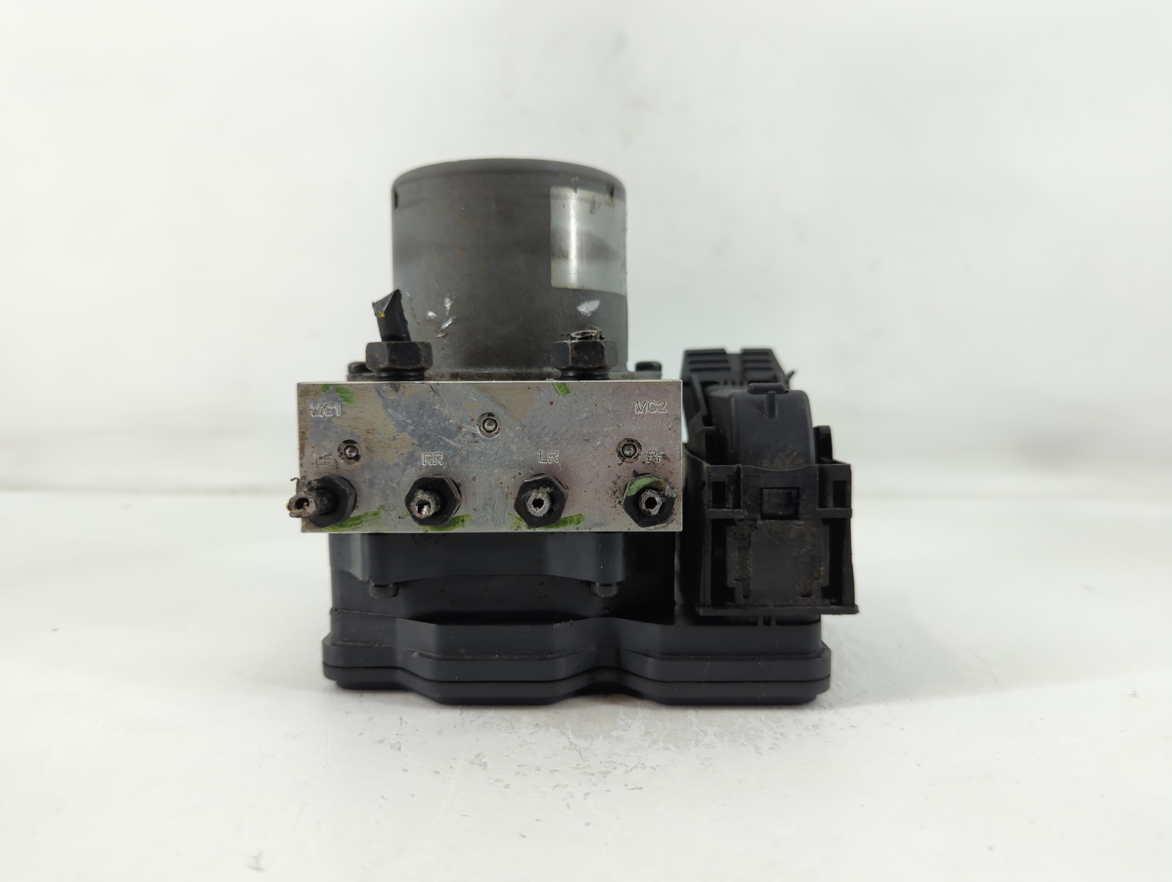 Picture of 2014-2016 Hyundai Elantra Abs Pump Control Module 764251