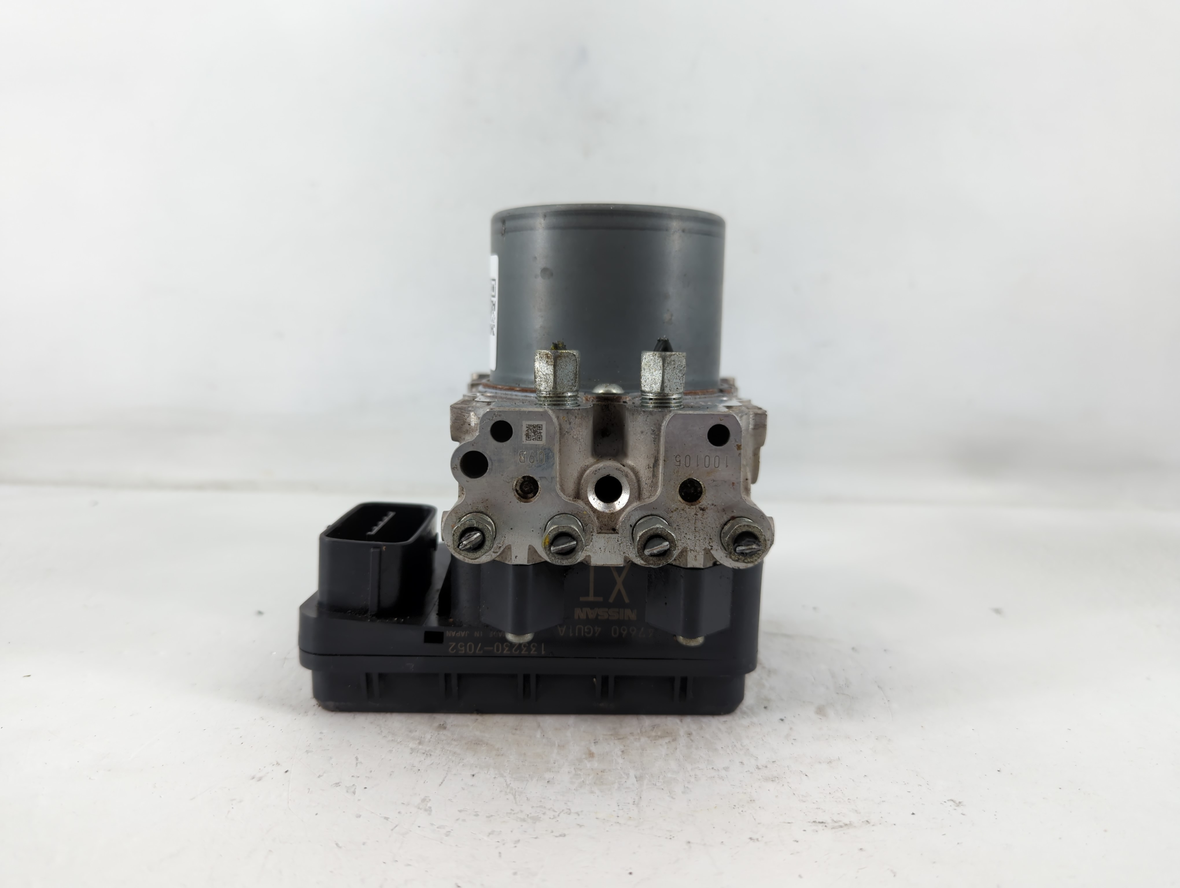 2019 Infiniti Q50 Abs Pump Control Module 764326 - Oemusedautoparts1.com