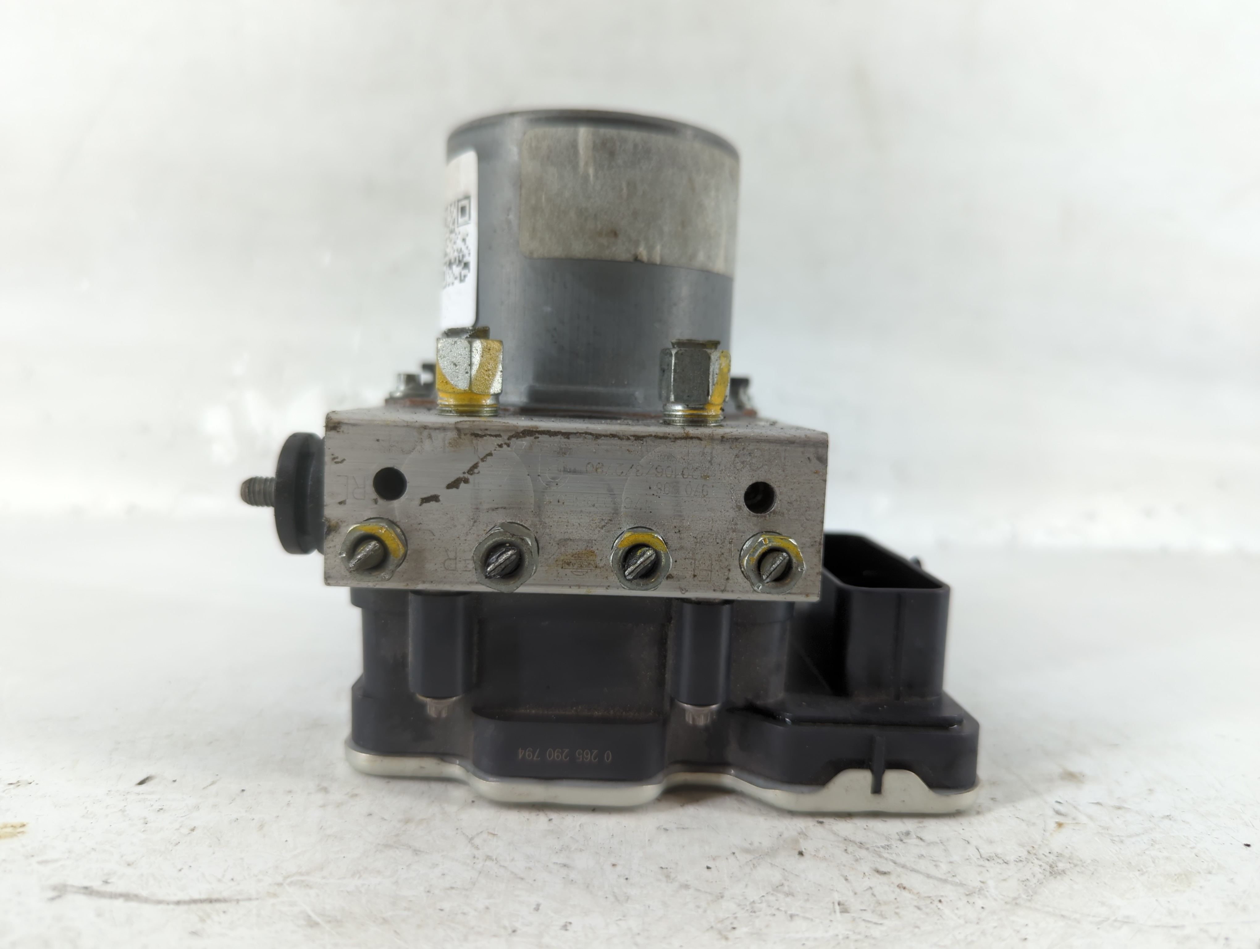 2021-2022 Nissan Altima Abs Pump Control Module 764360 - Oemusedautoparts1.com