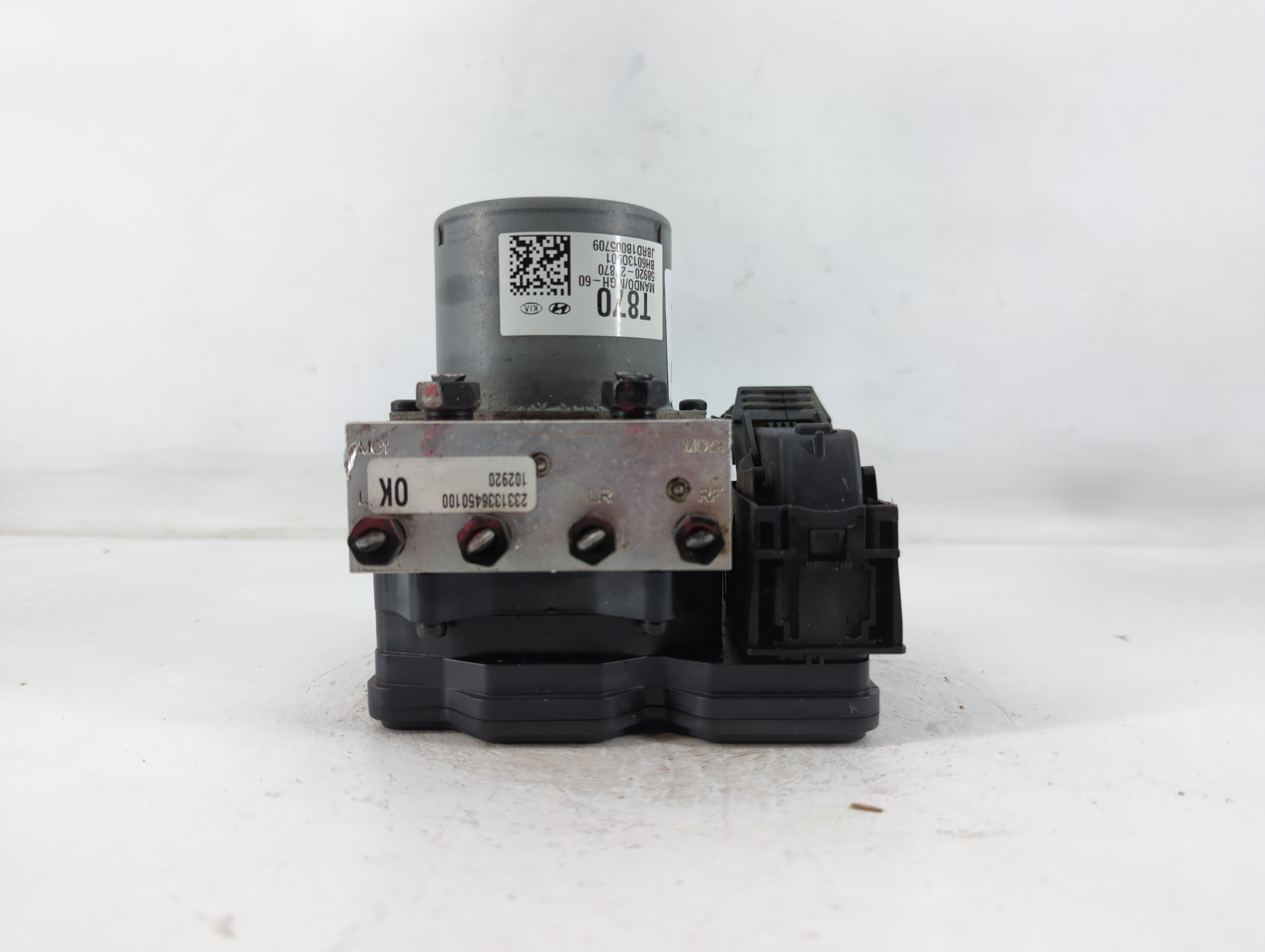 Picture of 2014-2015 Kia Optima Abs Pump Control Module 764384