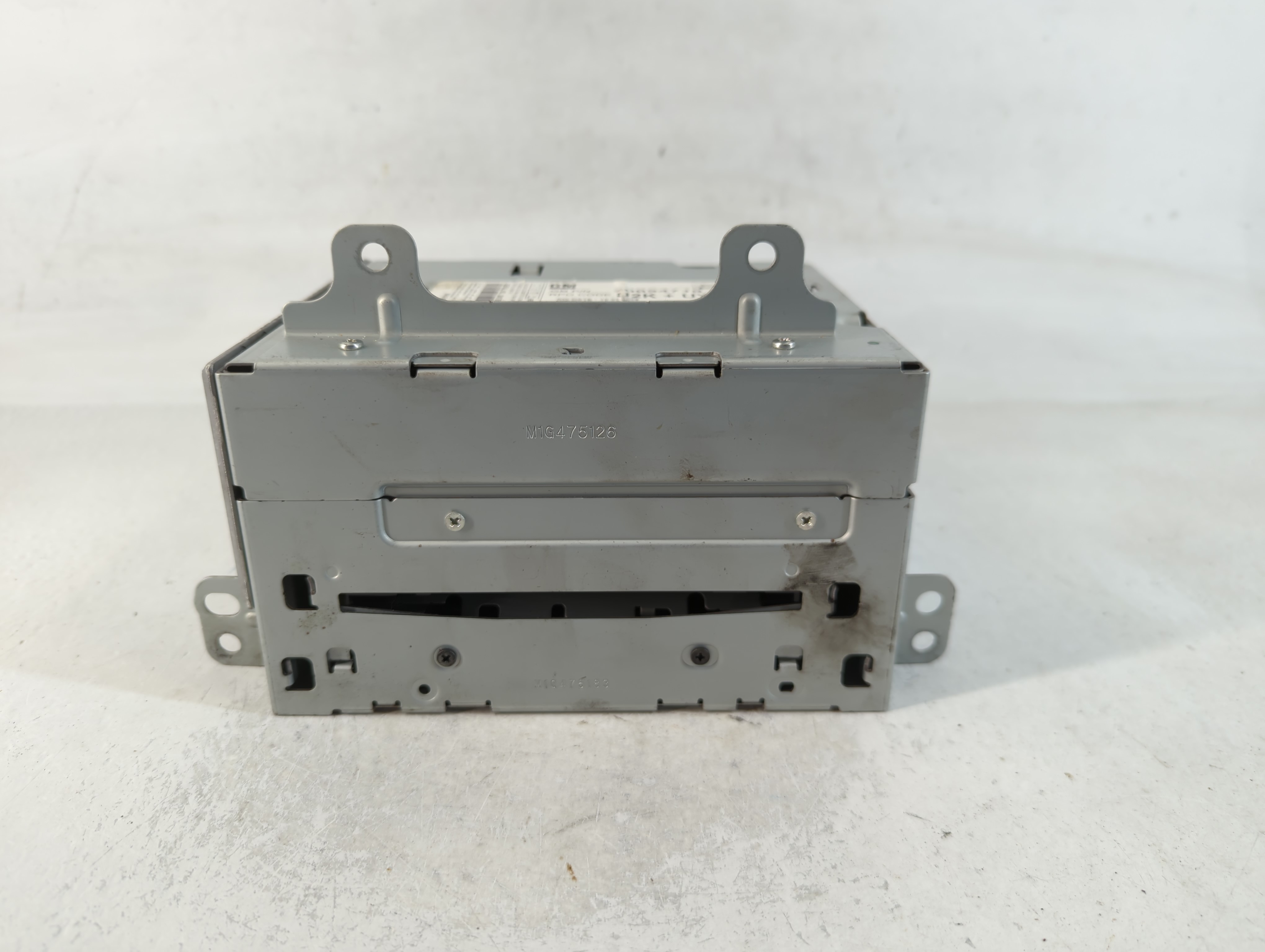 2010-2010 Chevrolet Equinox Am Fm Cd Player Radio Receiver 764407 - Oemusedautoparts1.com