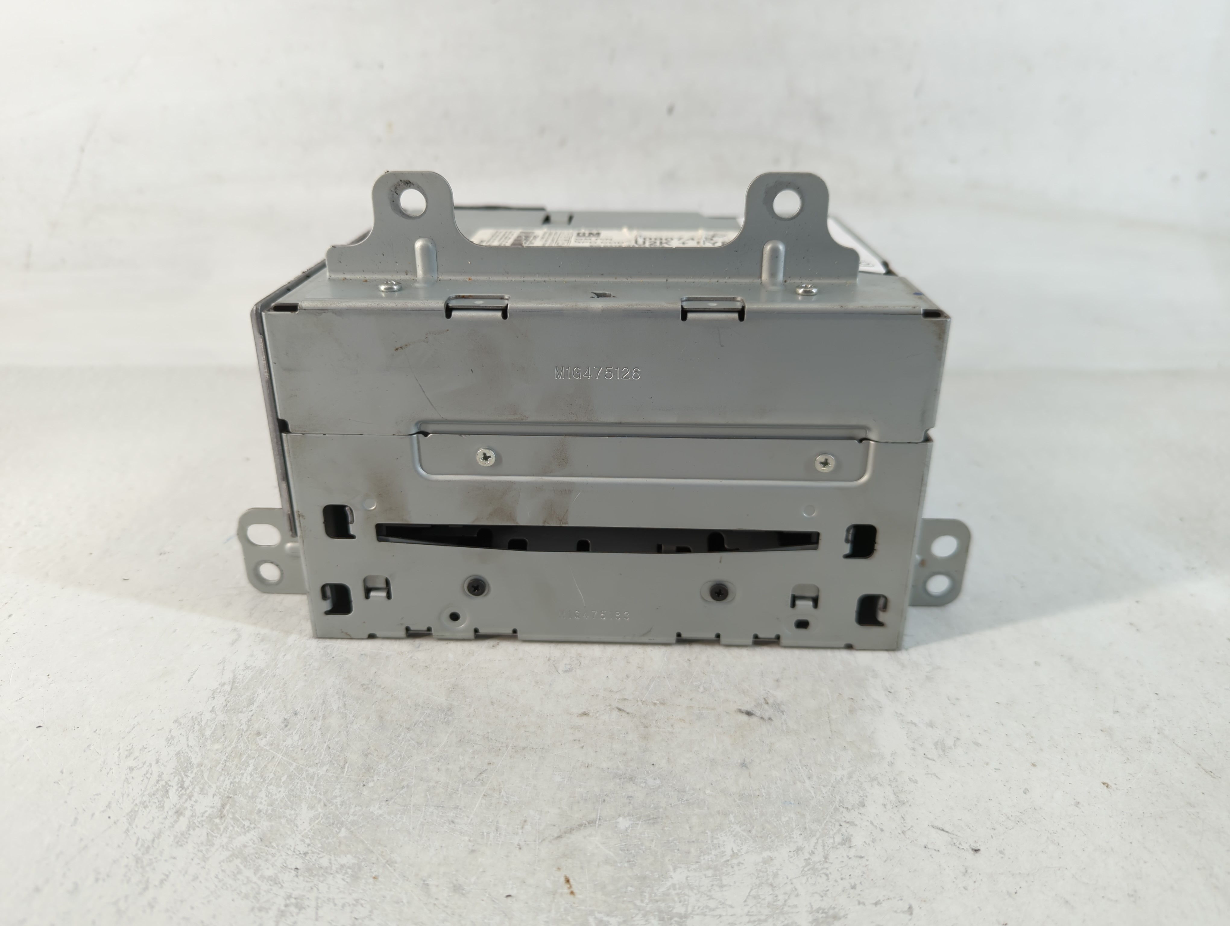 2010-2010 Buick Lacrosse Am Fm Cd Player Radio Receiver 764411 - Oemusedautoparts1.com