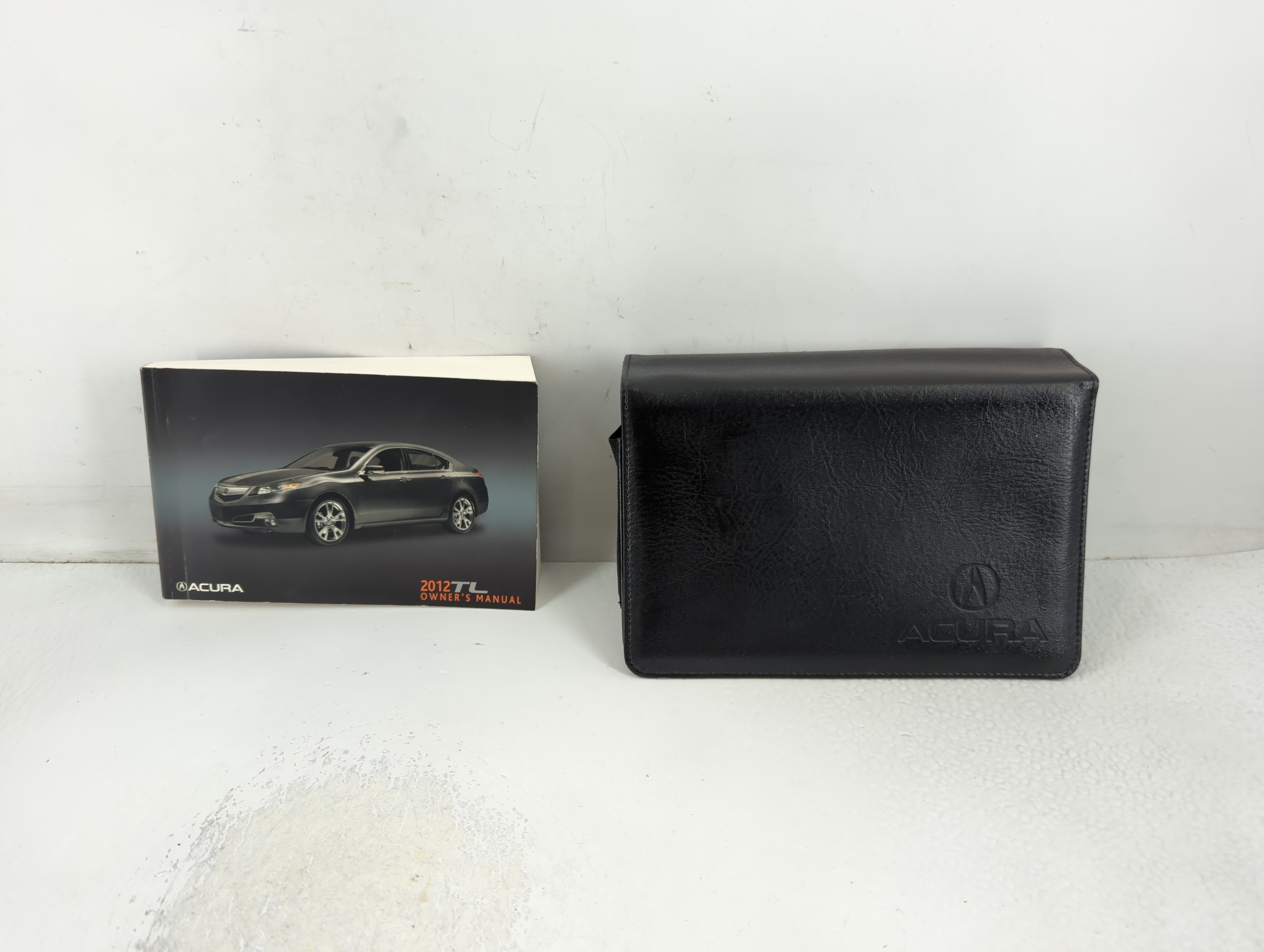 Picture of 2012 Acura Tl Owners Manual Book Guide 764428