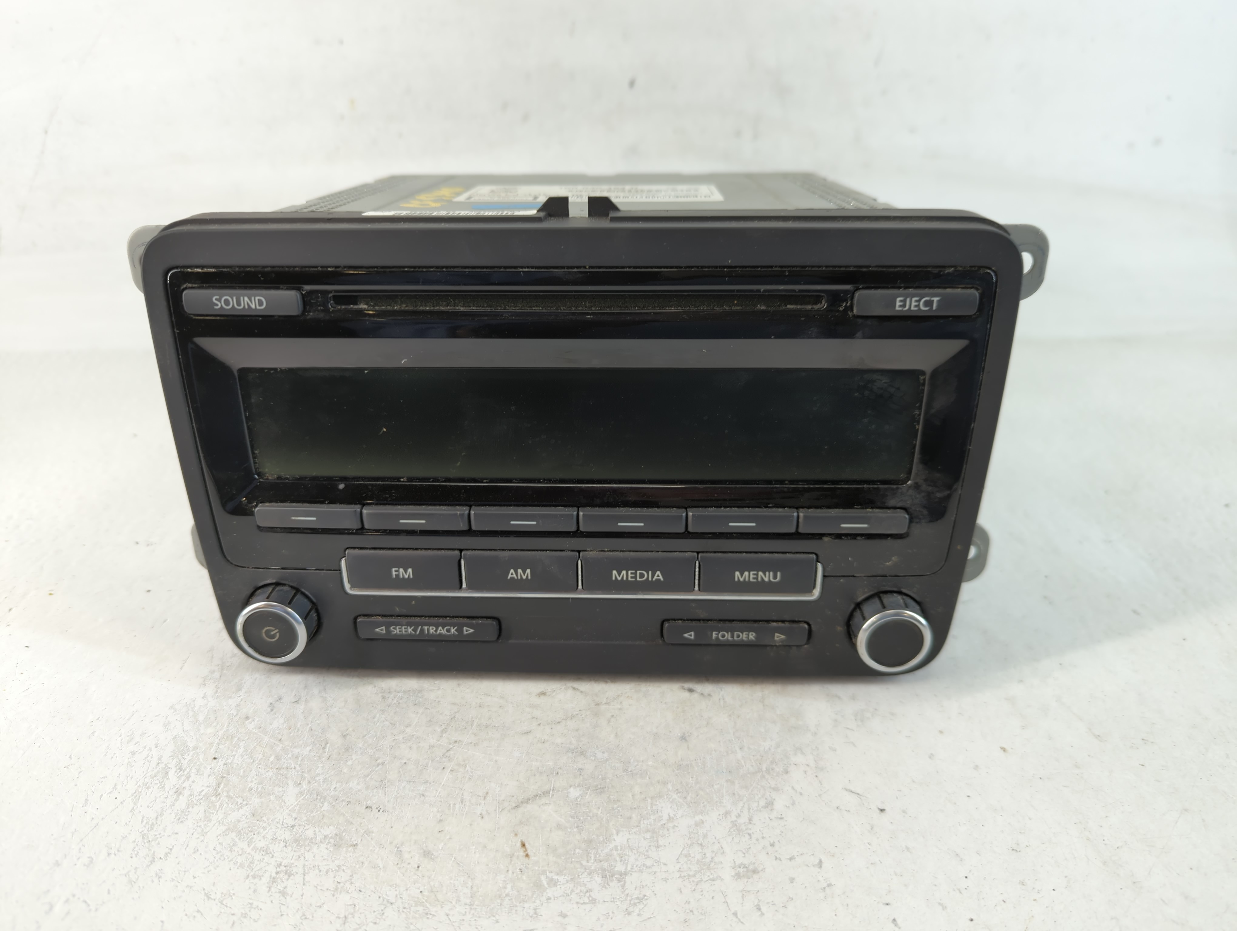 2012-2015 Volkswagen Passat Am Fm Cd Player Radio Receiver 764456 - Oemusedautoparts1.com