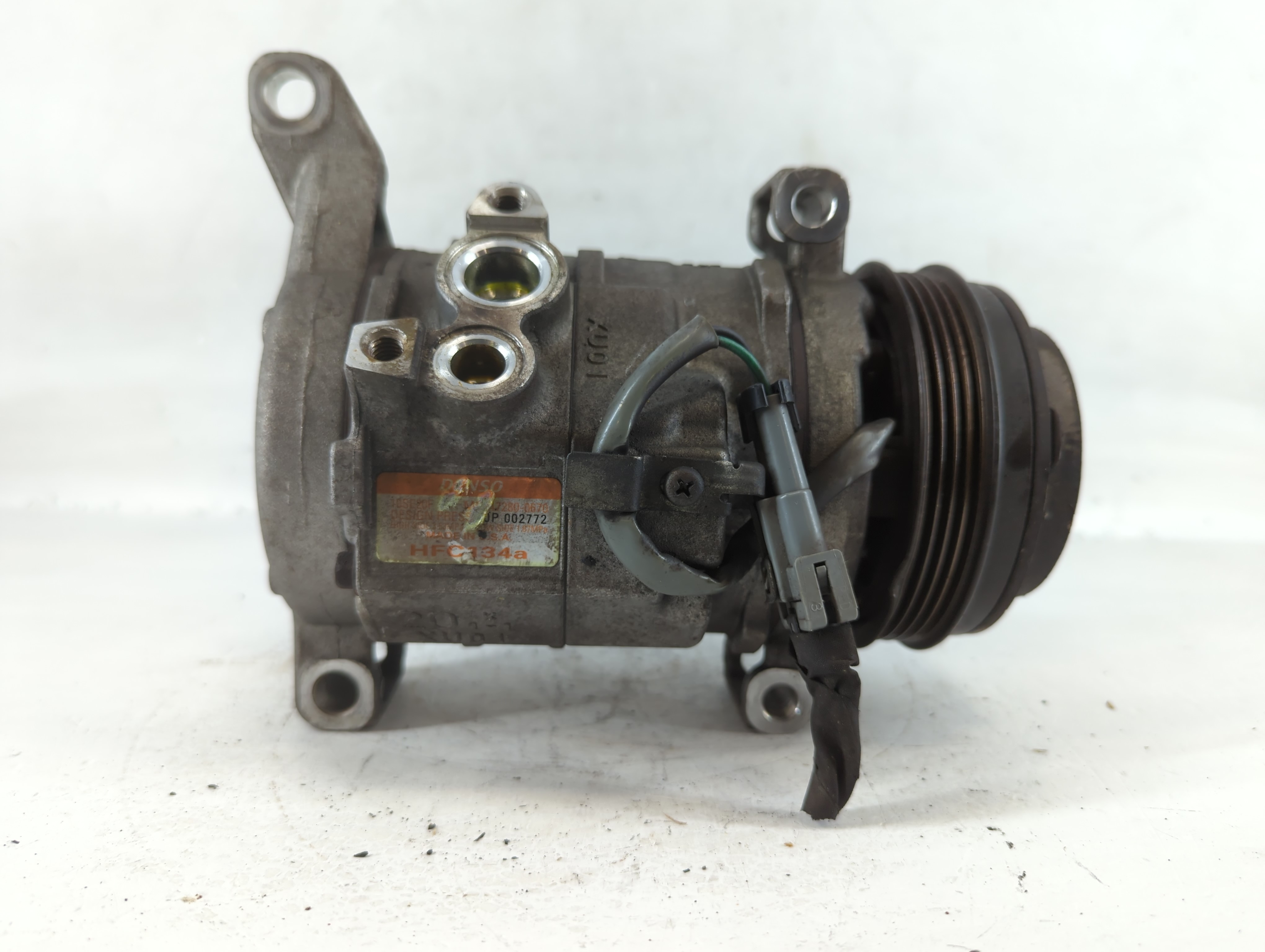 Gmc Yukon Xl Air Conditioning A/c Ac Compressor Oem 764470 - Oemusedautoparts1.com