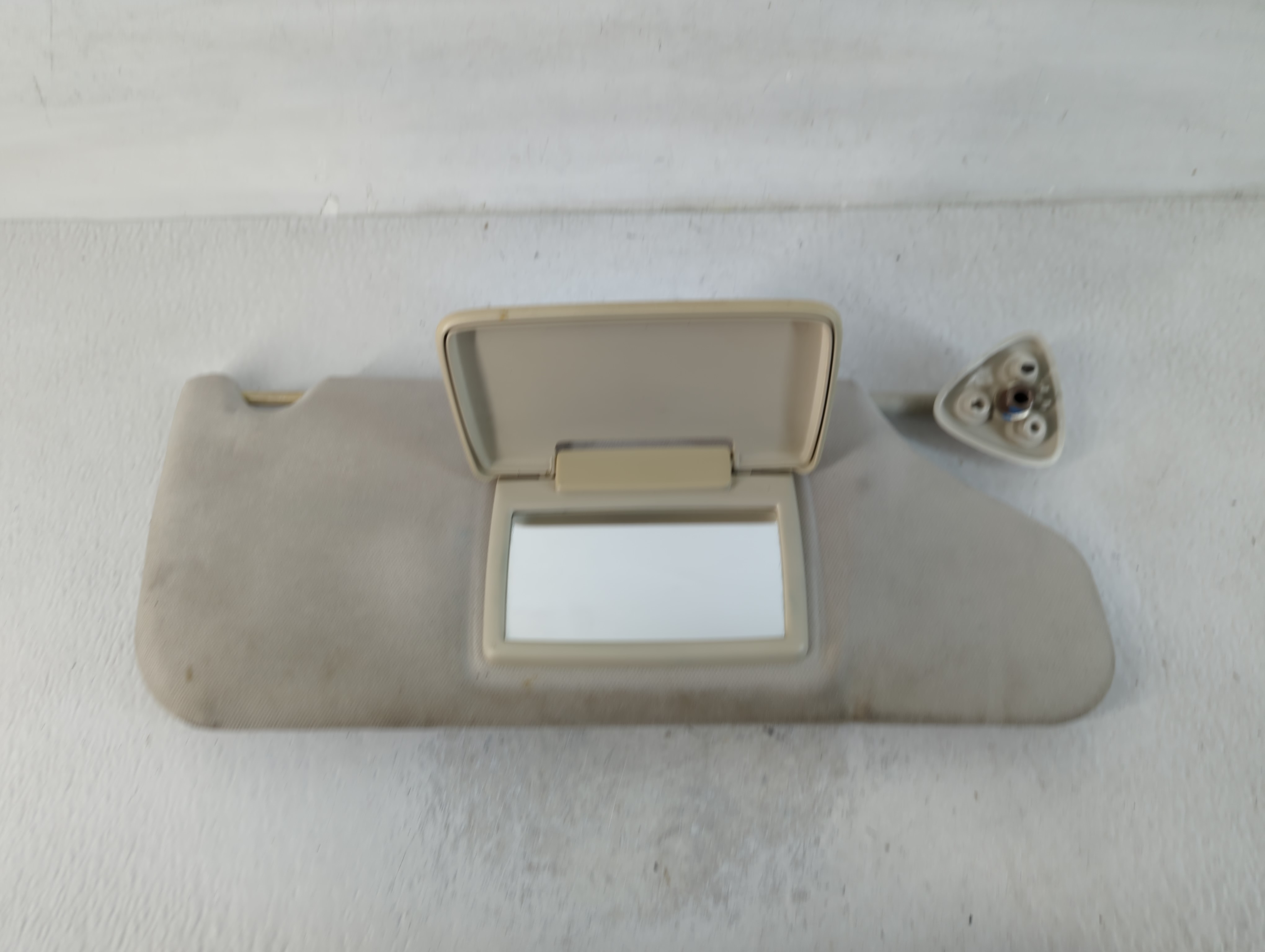 2008-2010 Dodge Charger Passenger Sun Visor Mirror Right Sunvisor 764491 - Oemusedautoparts1.com
