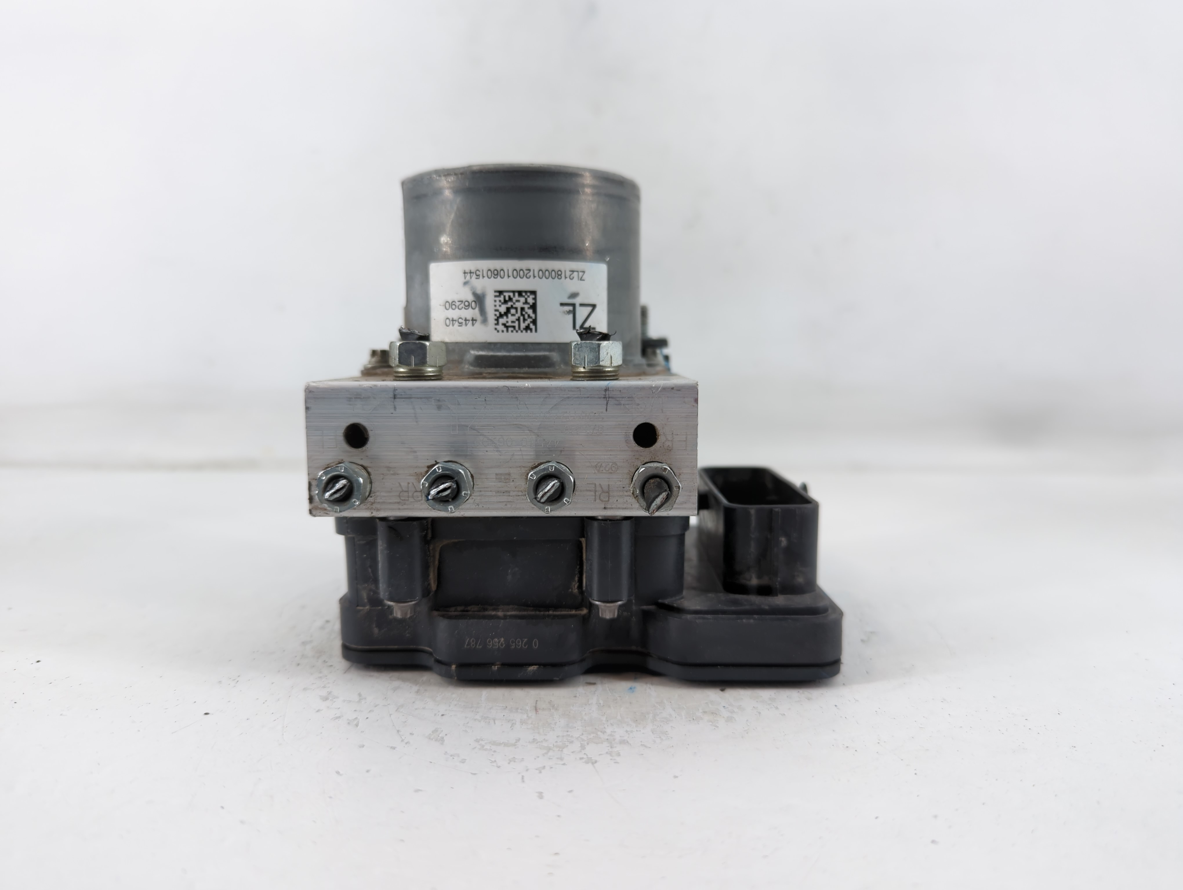 Picture of 2018-2020 Toyota Camry Abs Pump Control Module 764555