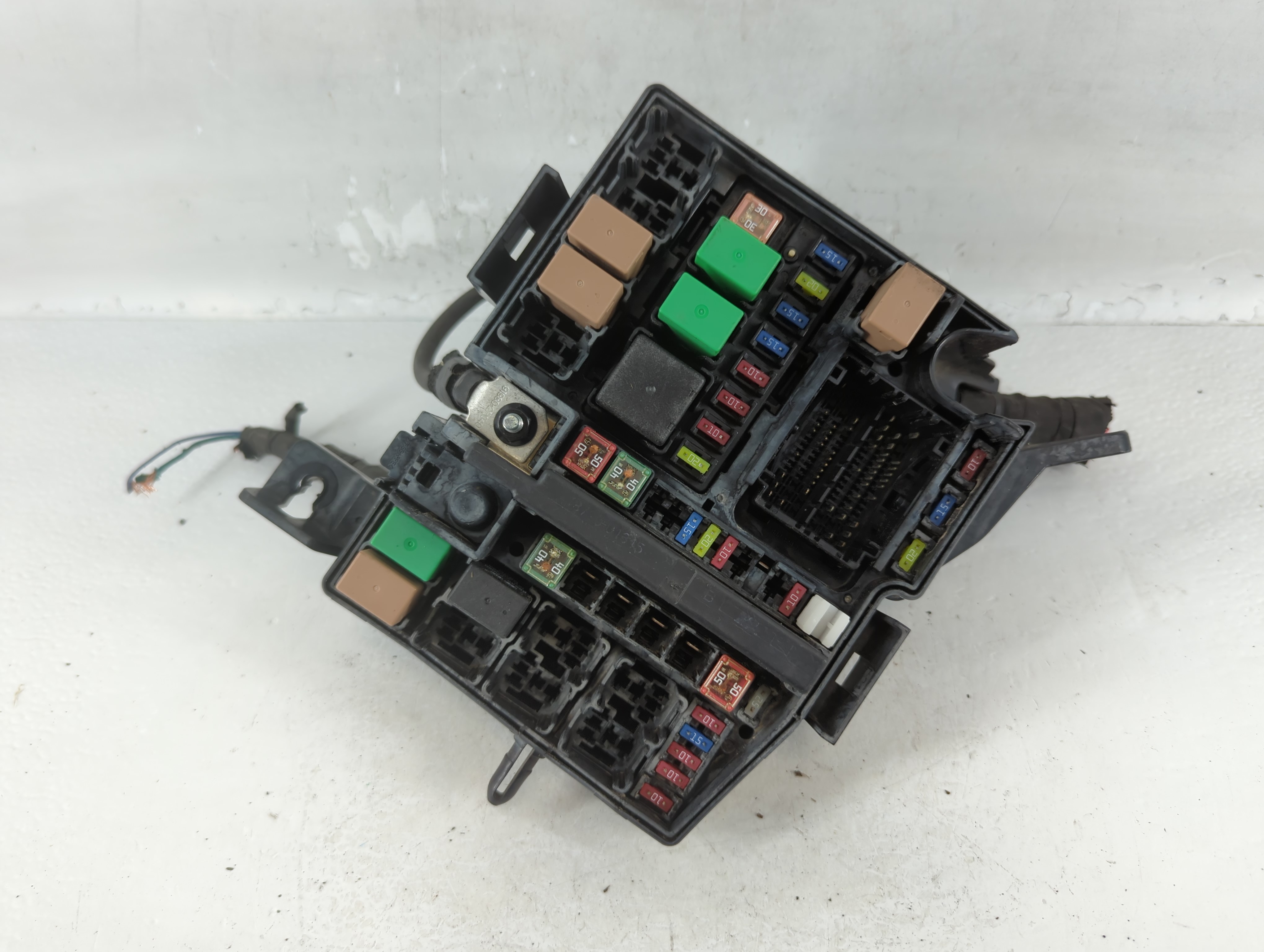 2014-2015 Kia Optima Fusebox Fuse Box Relay Module 764571 - Oemusedautoparts1.com