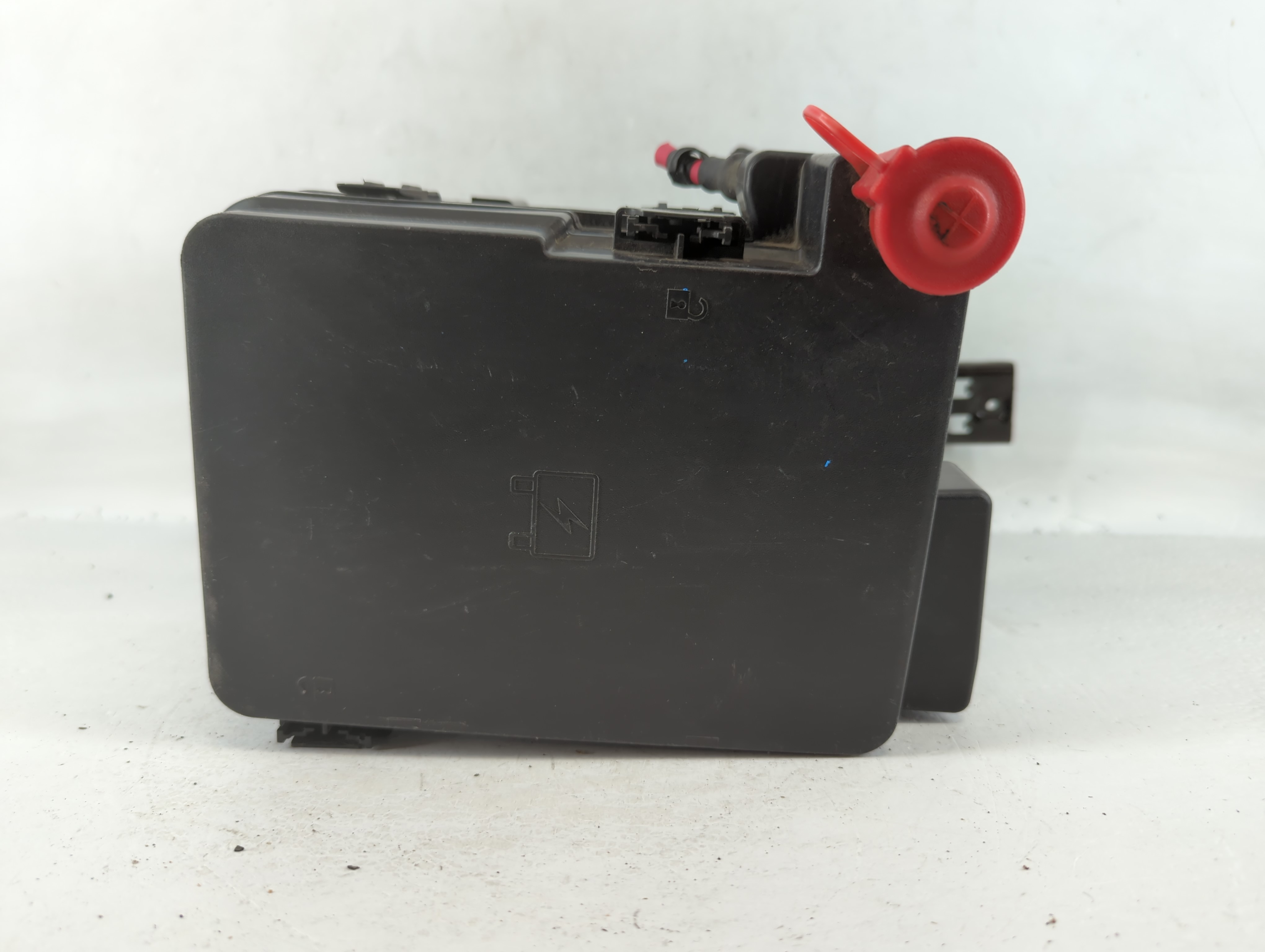 Picture of 2013-2015 Gmc Terrain Fusebox Fuse Box Relay Module 22929762 01 764572
