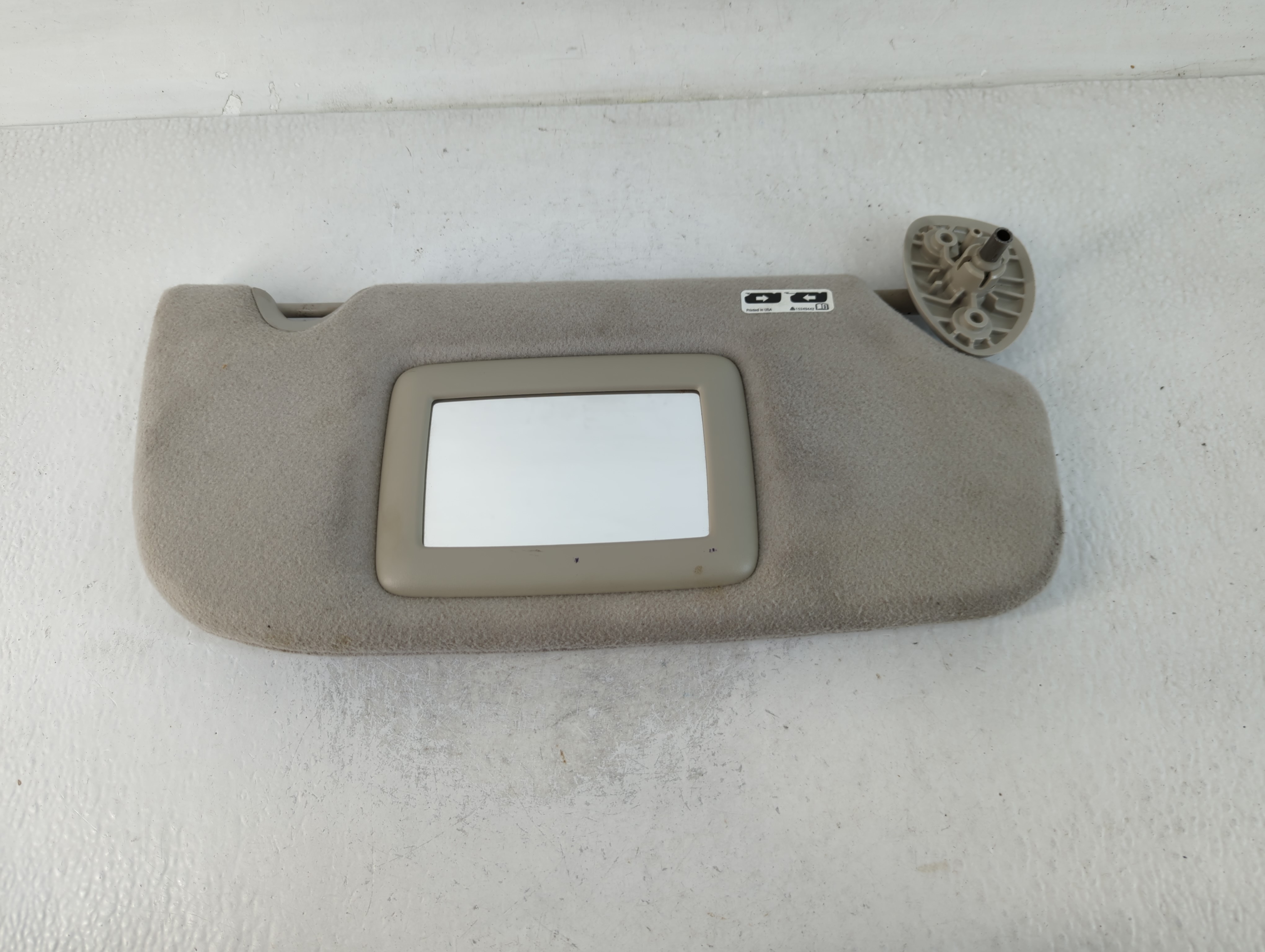 2005-2007 Gmc Envoy Passenger Sun Visor Mirror Right Sunvisor Grey 764600 - Oemusedautoparts1.com