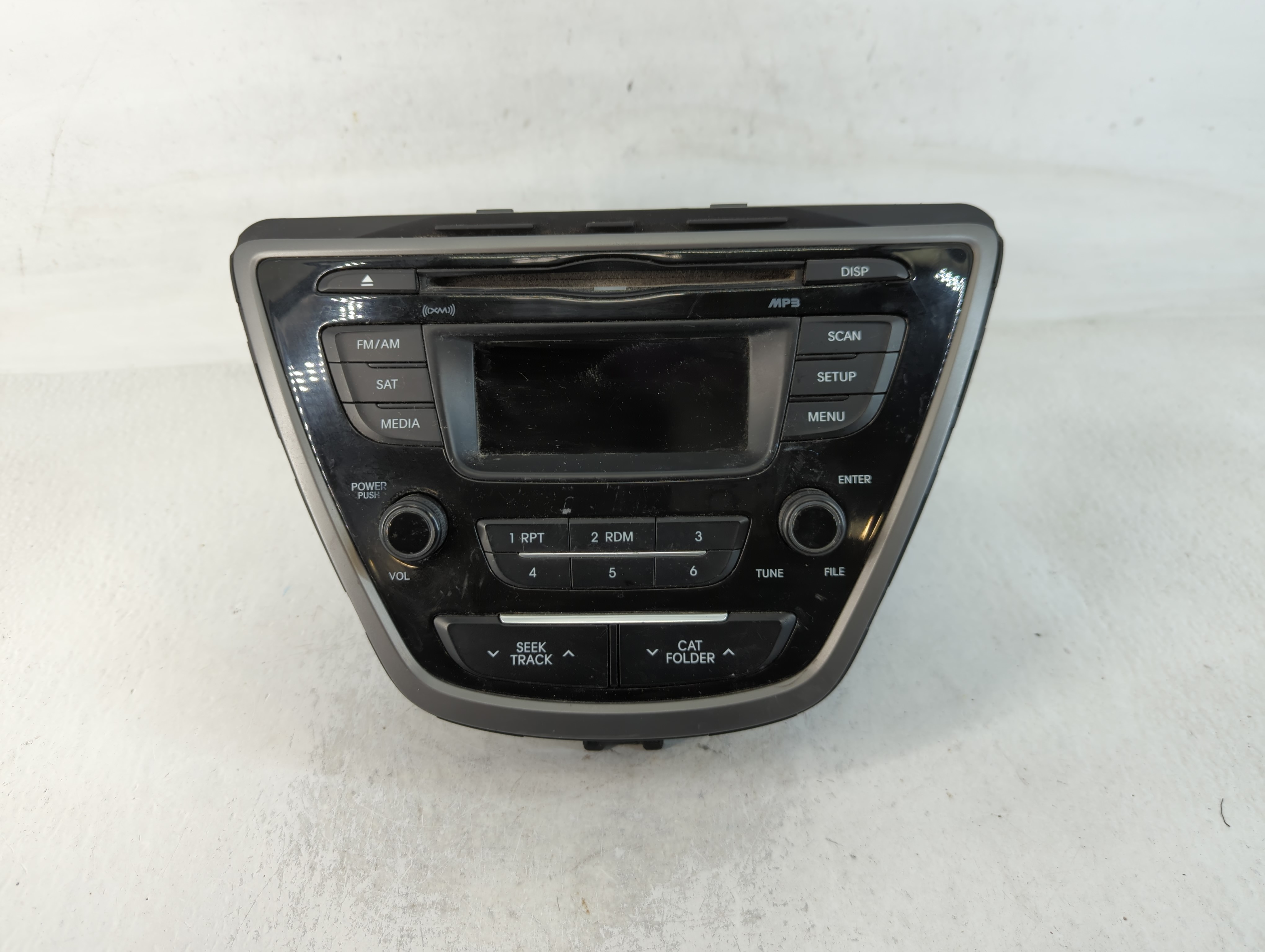 2014-2016 Hyundai Elantra Am Fm Cd Player Radio Receiver 764630 - Oemusedautoparts1.com