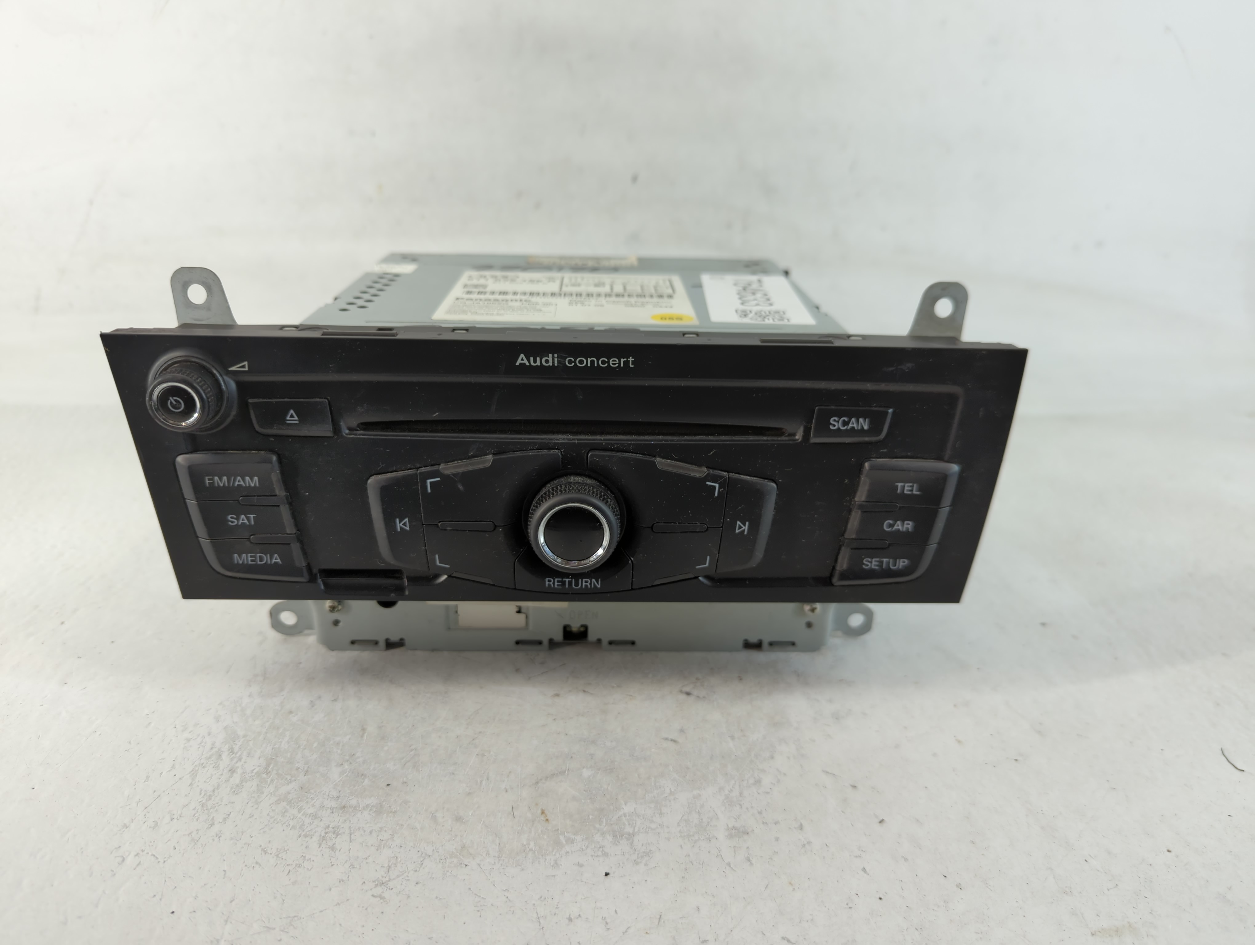 2010-2012 Audi A4 Am Fm Cd Player Radio Receiver 764633 - Oemusedautoparts1.com